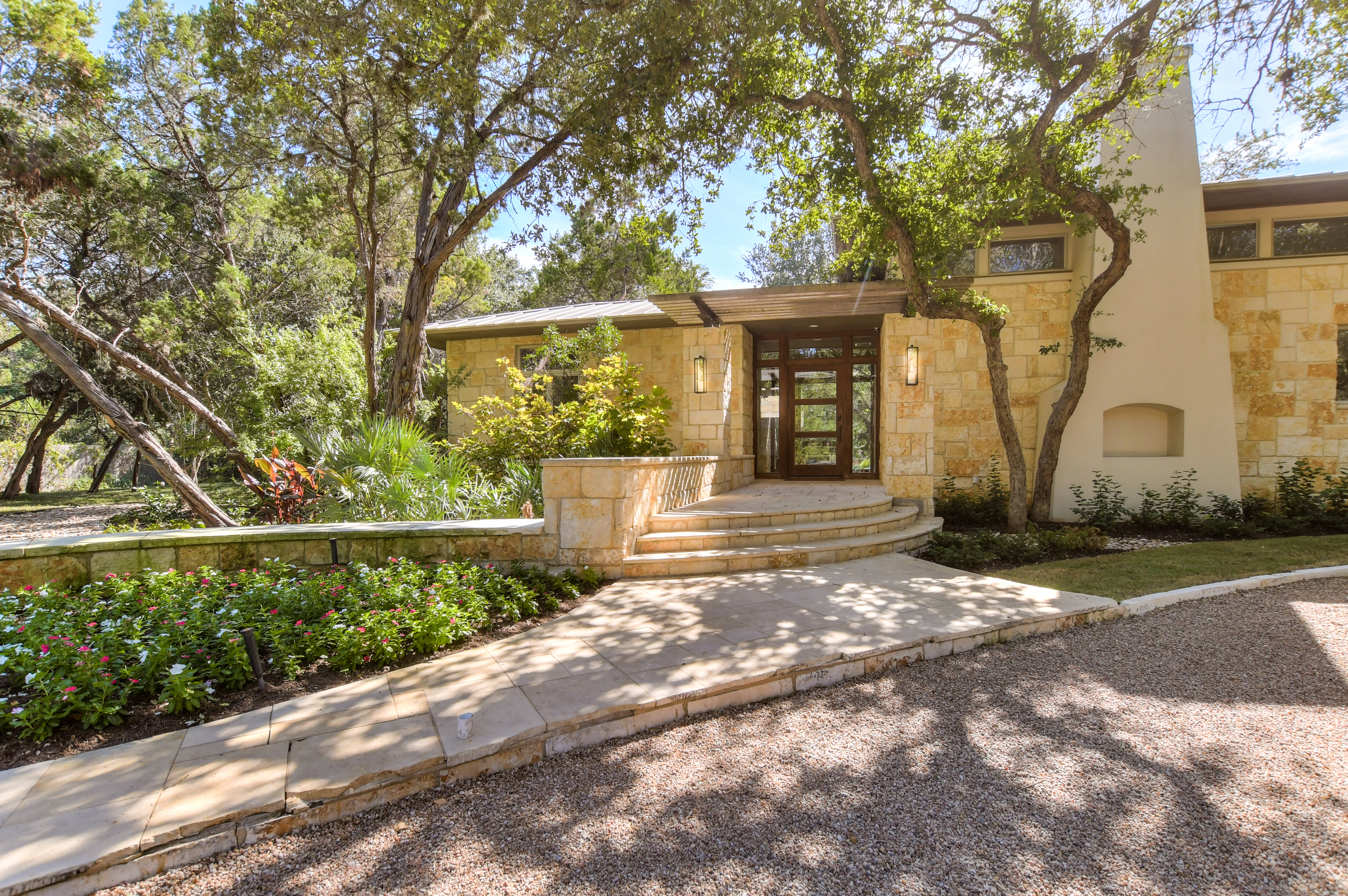 Above Austin Longhorn Estate | Photo 5