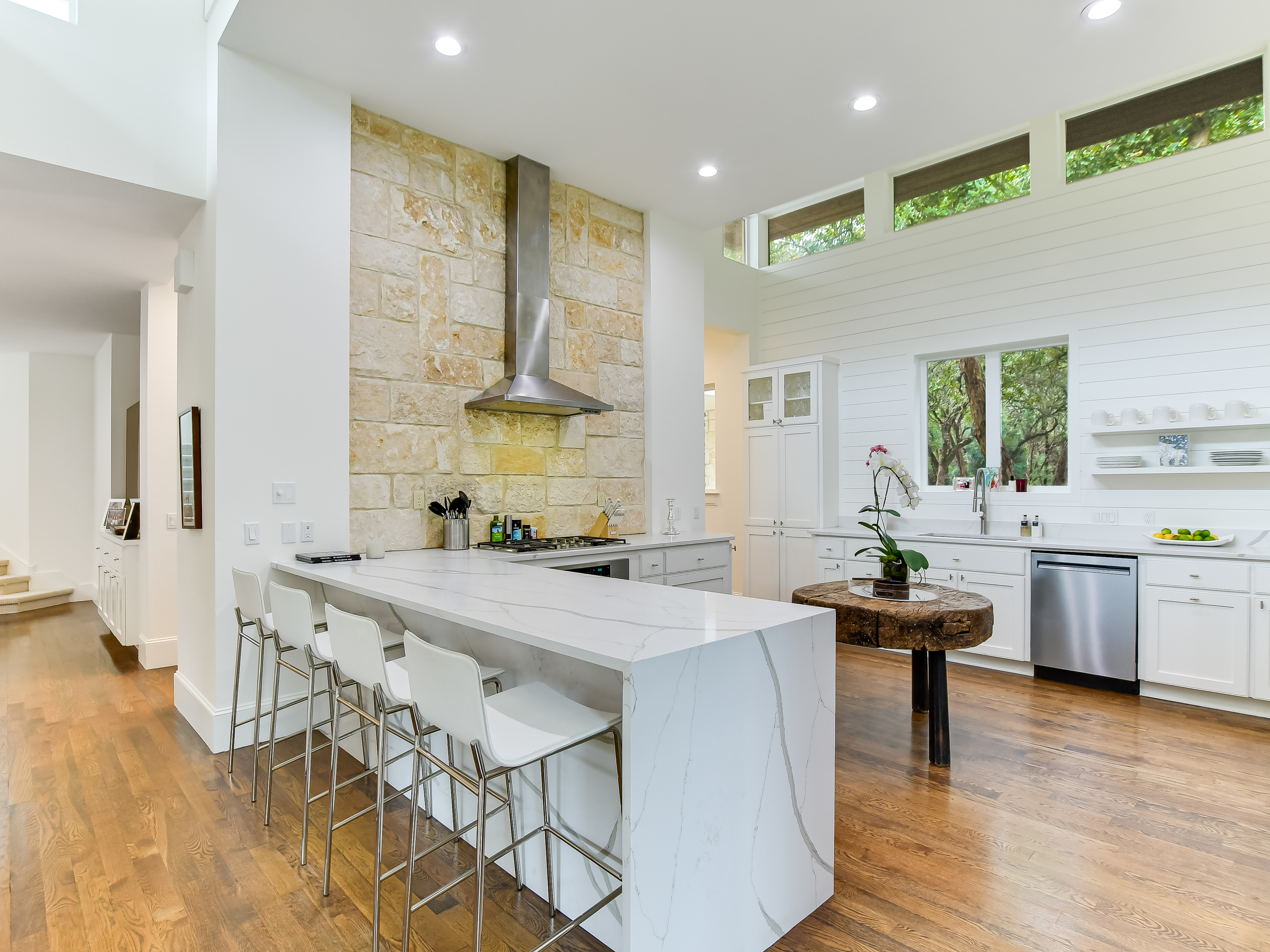 Above Austin Longhorn Estate | Photo 45