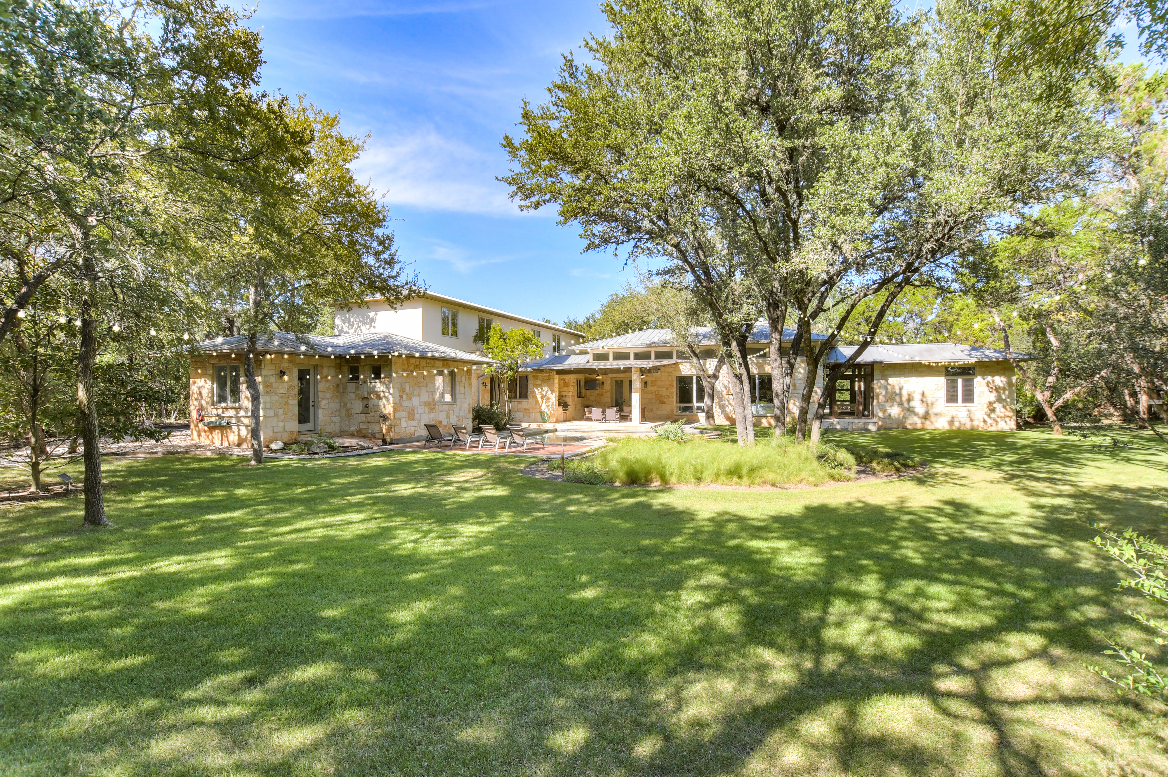 Above Austin Longhorn Estate | Photo 16
