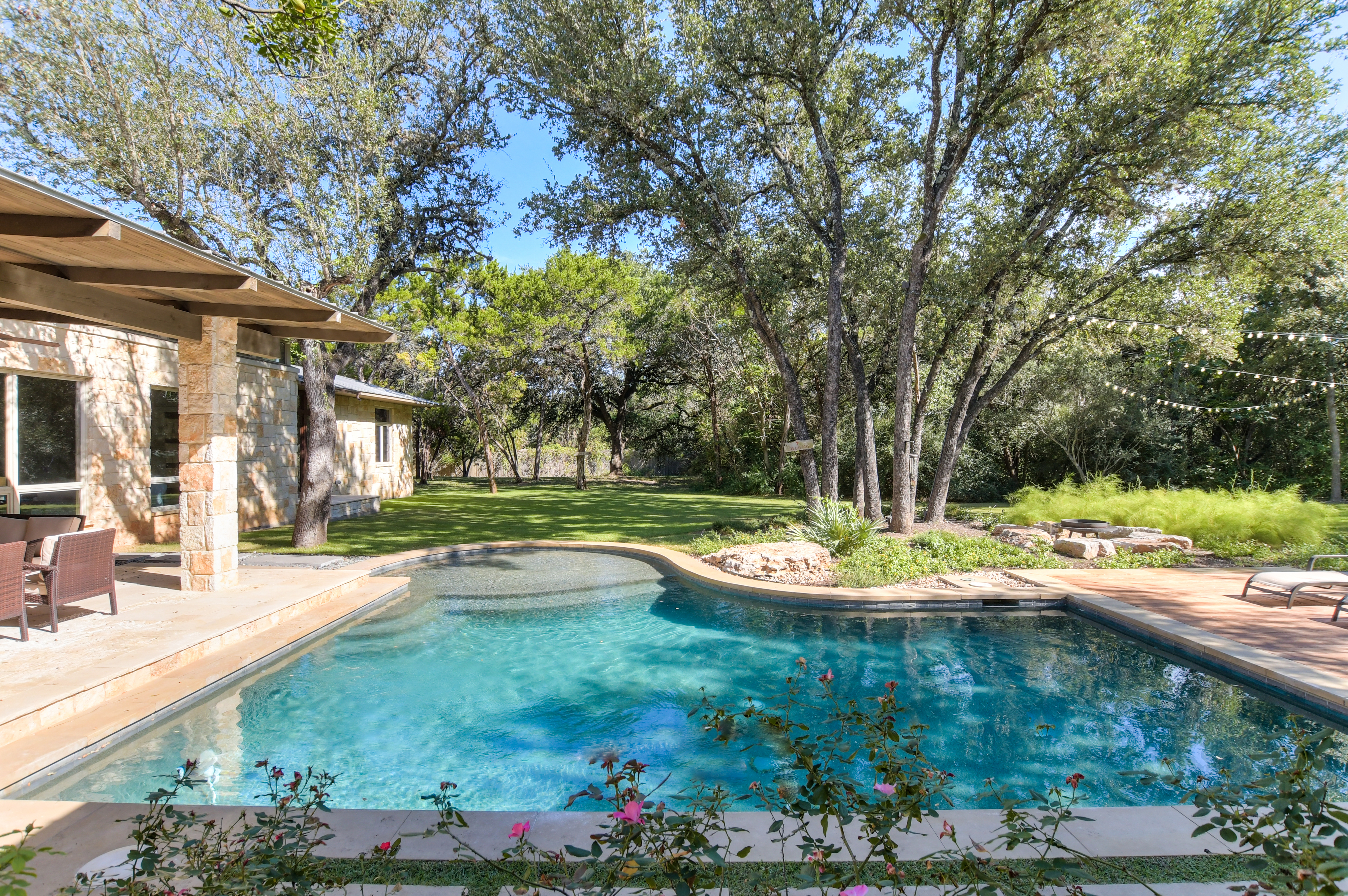 Above Austin Longhorn Estate | Photo 7