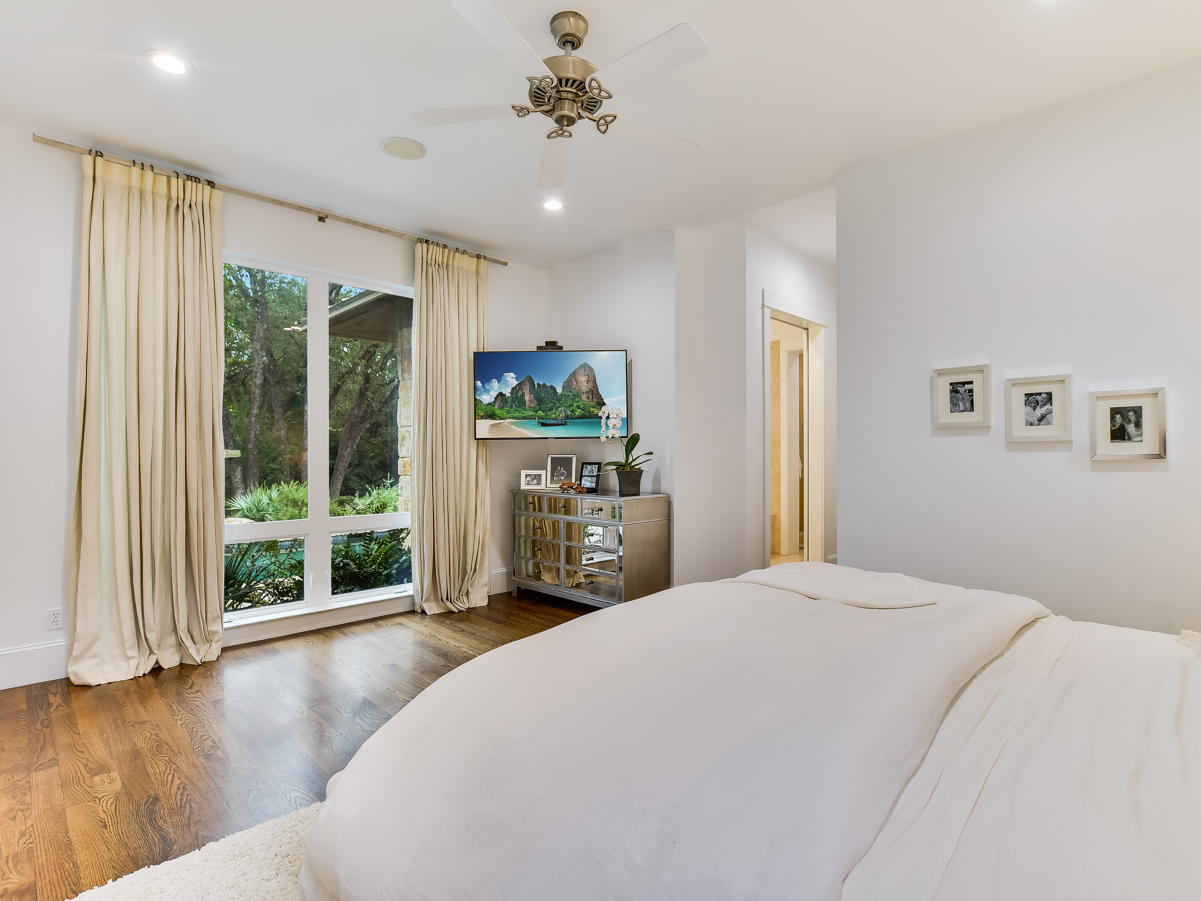 Above Austin Longhorn Estate | Photo 34