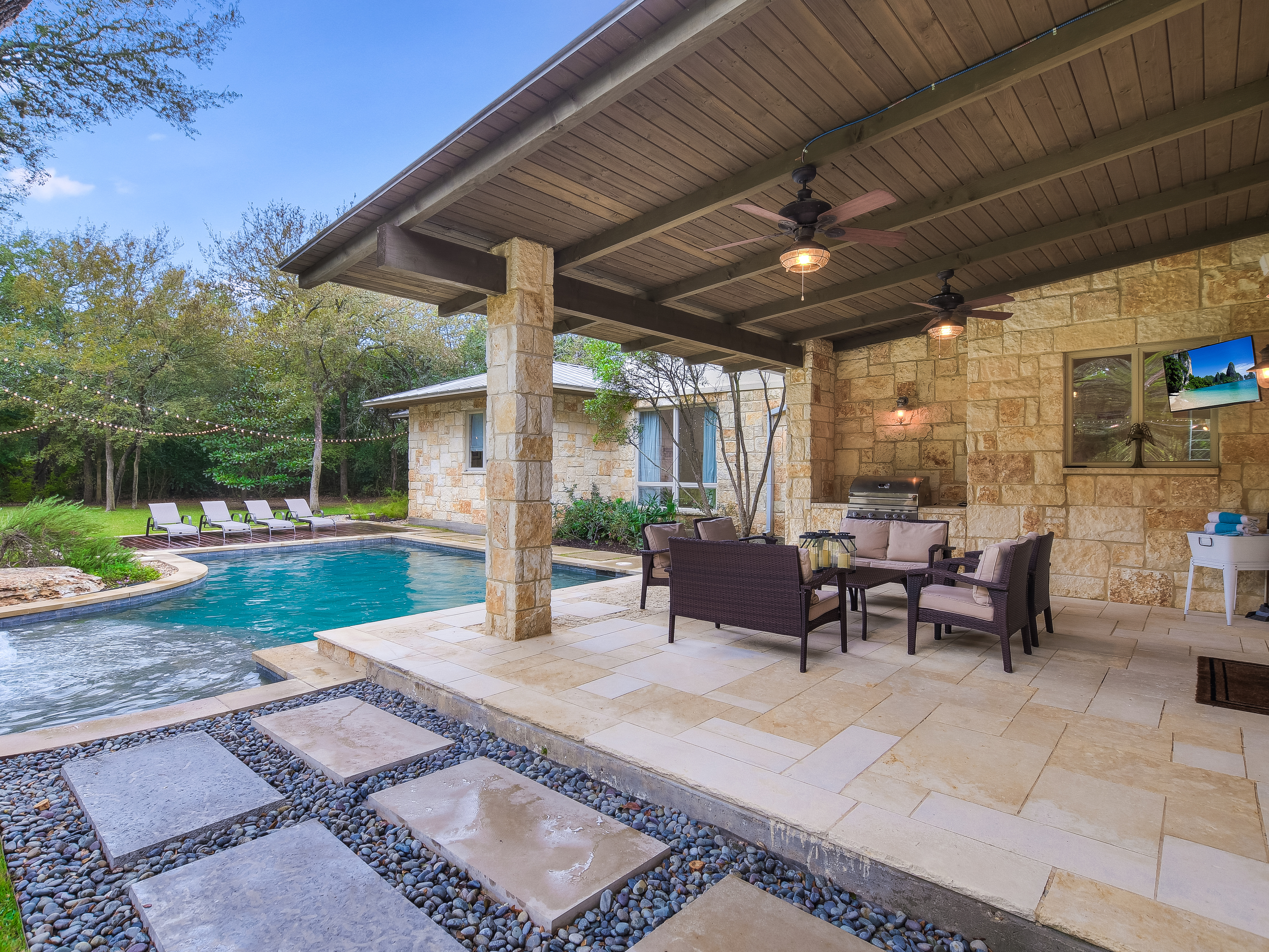 Above Austin Longhorn Estate | Photo 19