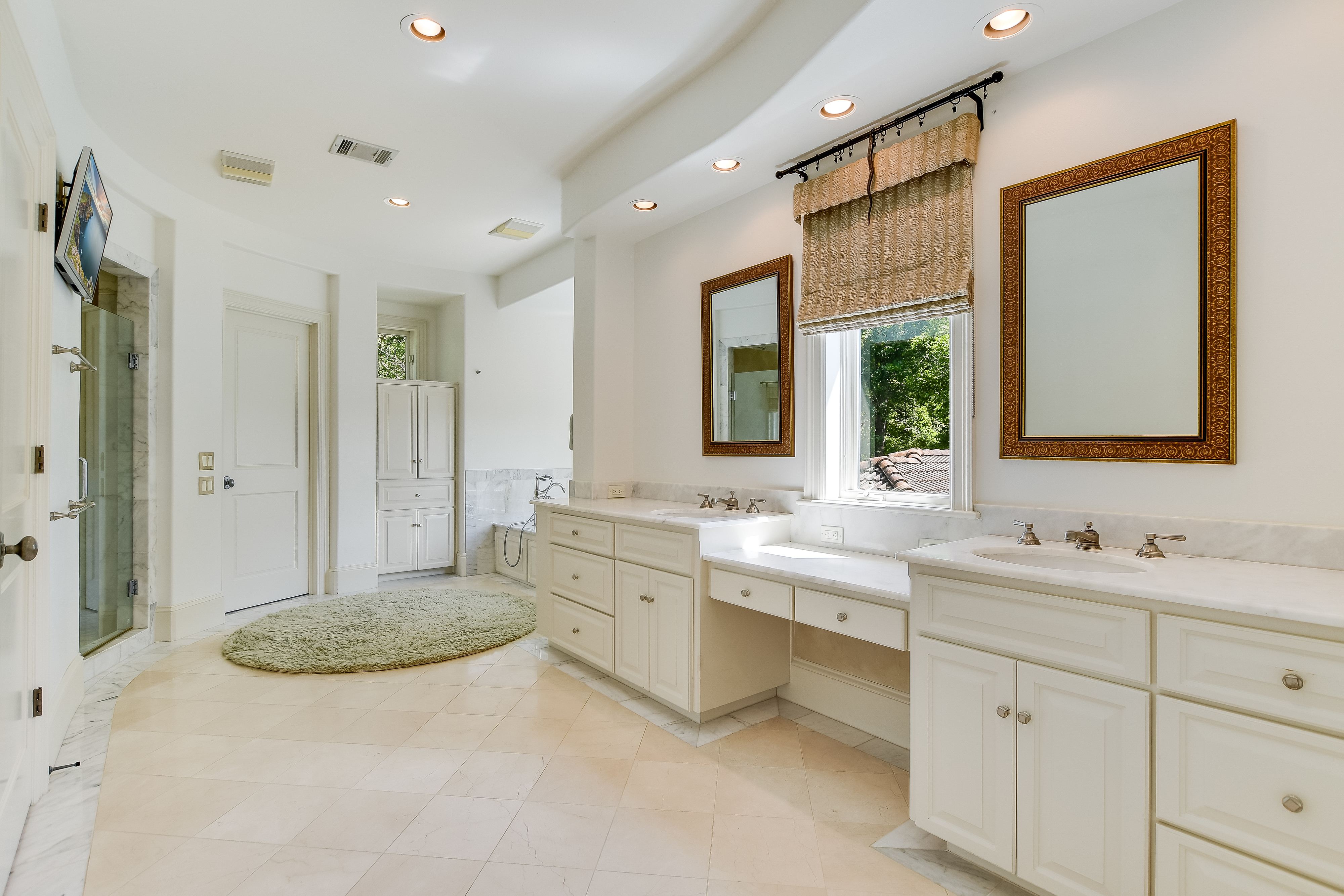 Above Austin Casa Paradiso on Lake Austin | Photo 38