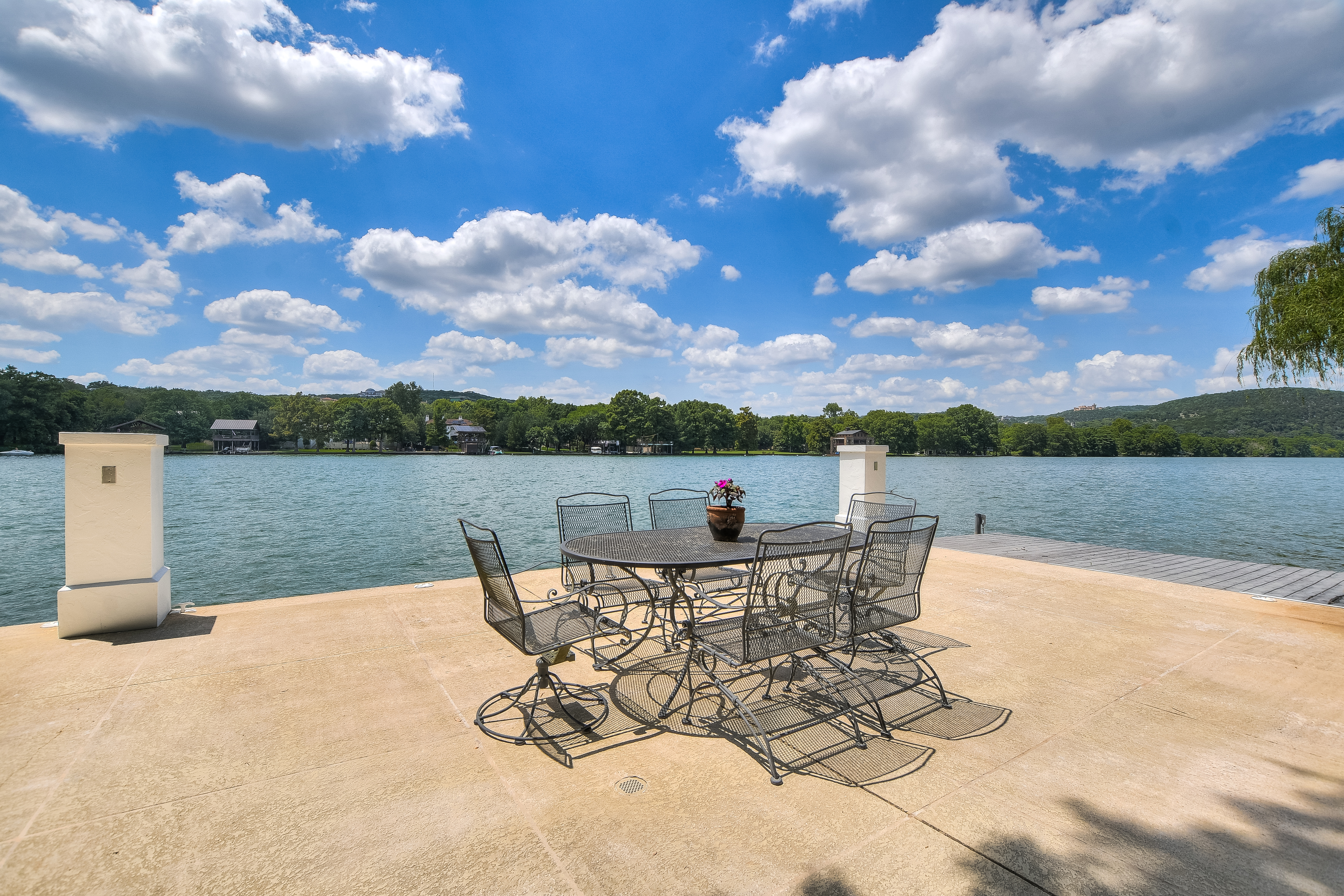 Above Austin Casa Paradiso on Lake Austin | Photo 15