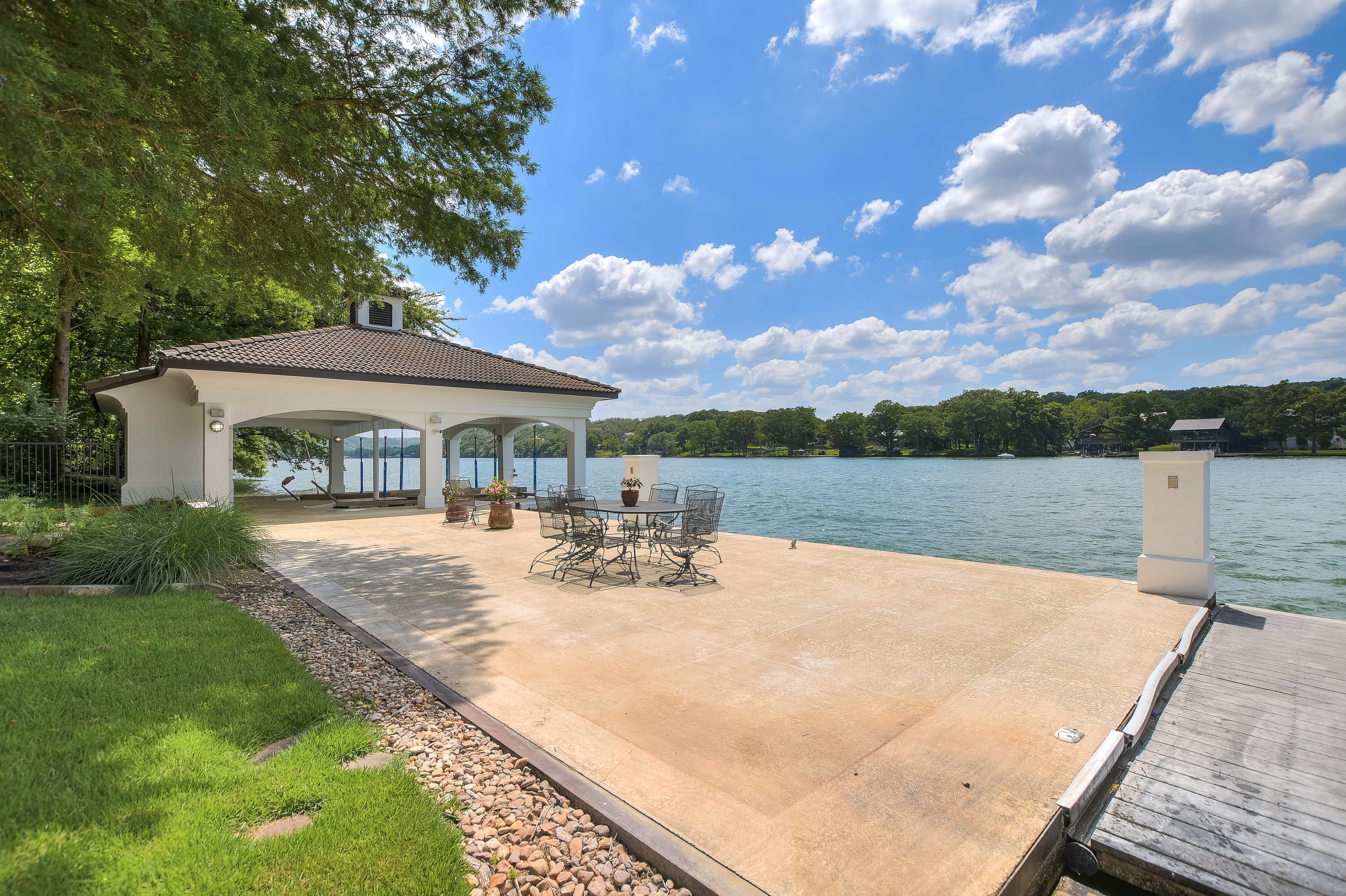 Above Austin Casa Paradiso on Lake Austin | Photo 3