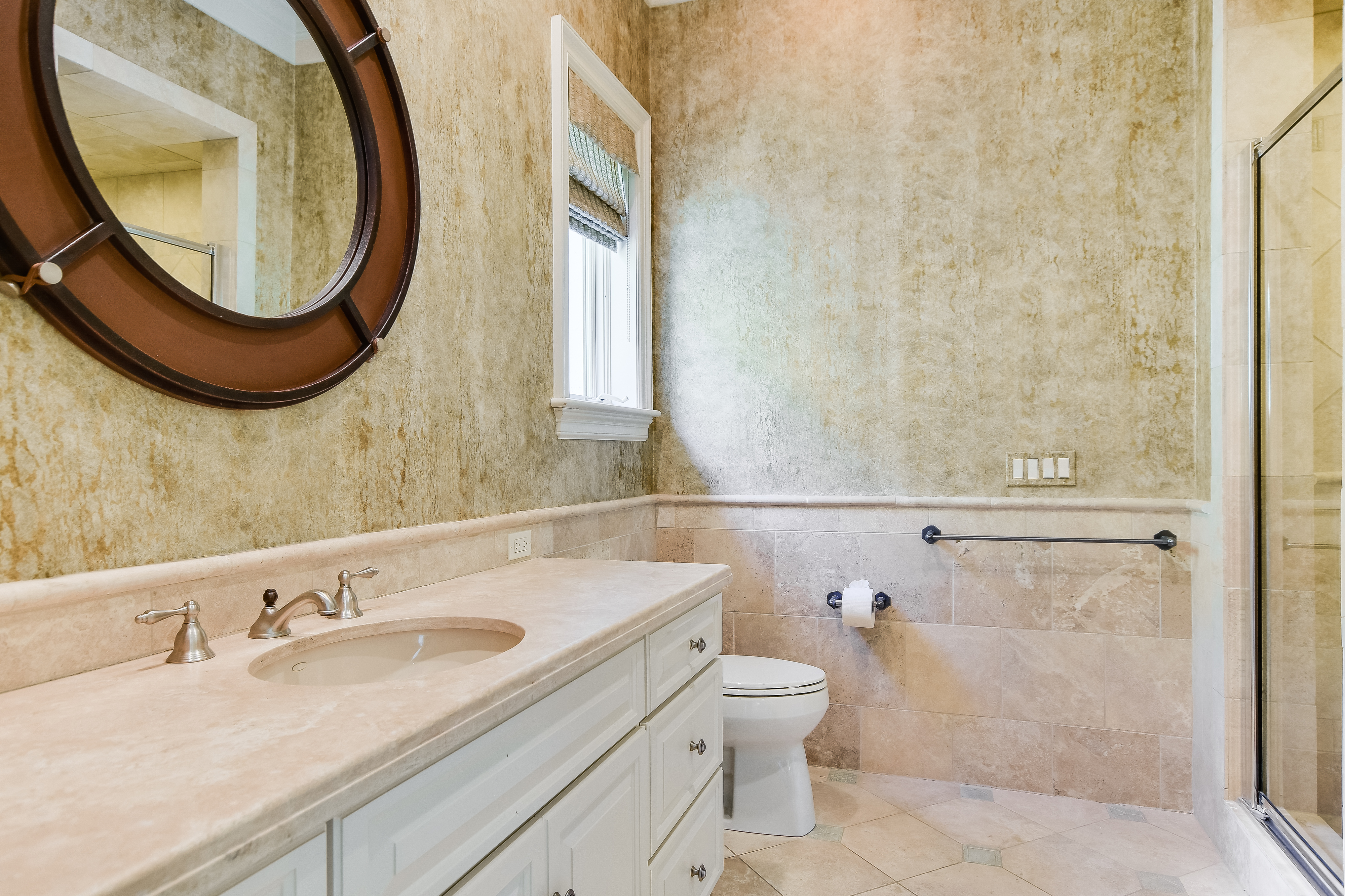 Above Austin Casa Paradiso on Lake Austin | Photo 41