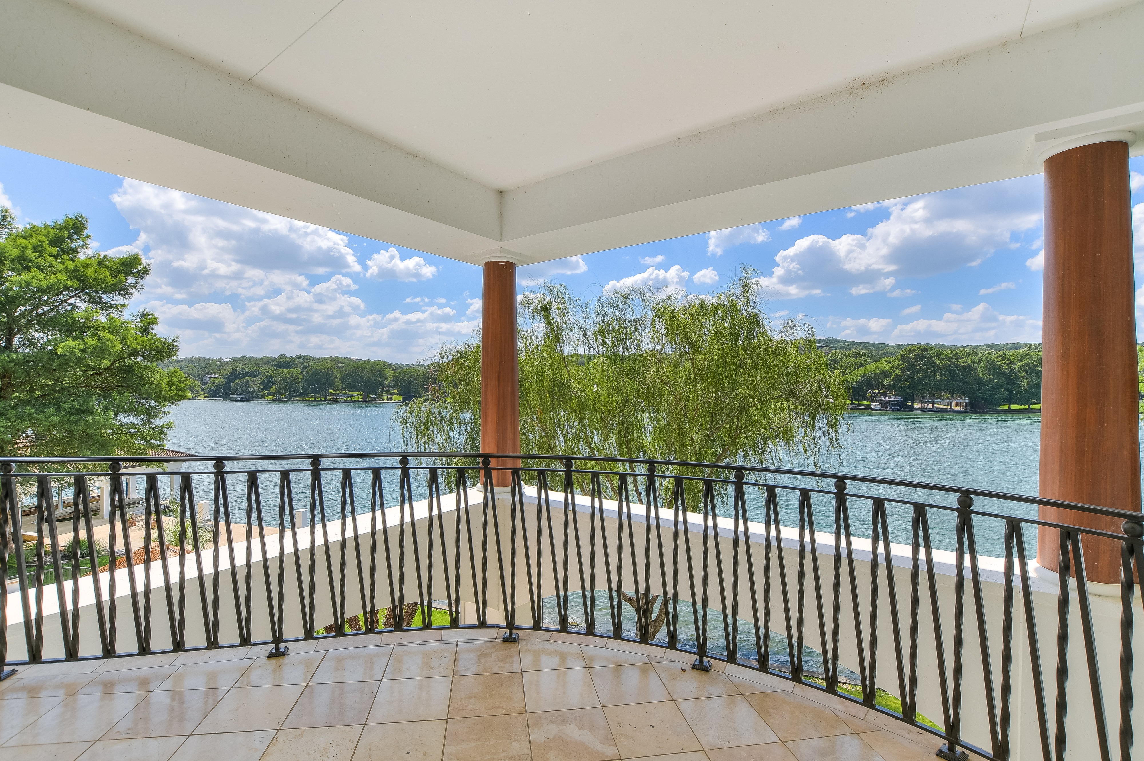 Above Austin Casa Paradiso on Lake Austin | Photo 17