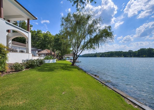 Above Austin Casa Paradiso on Lake Austin 2