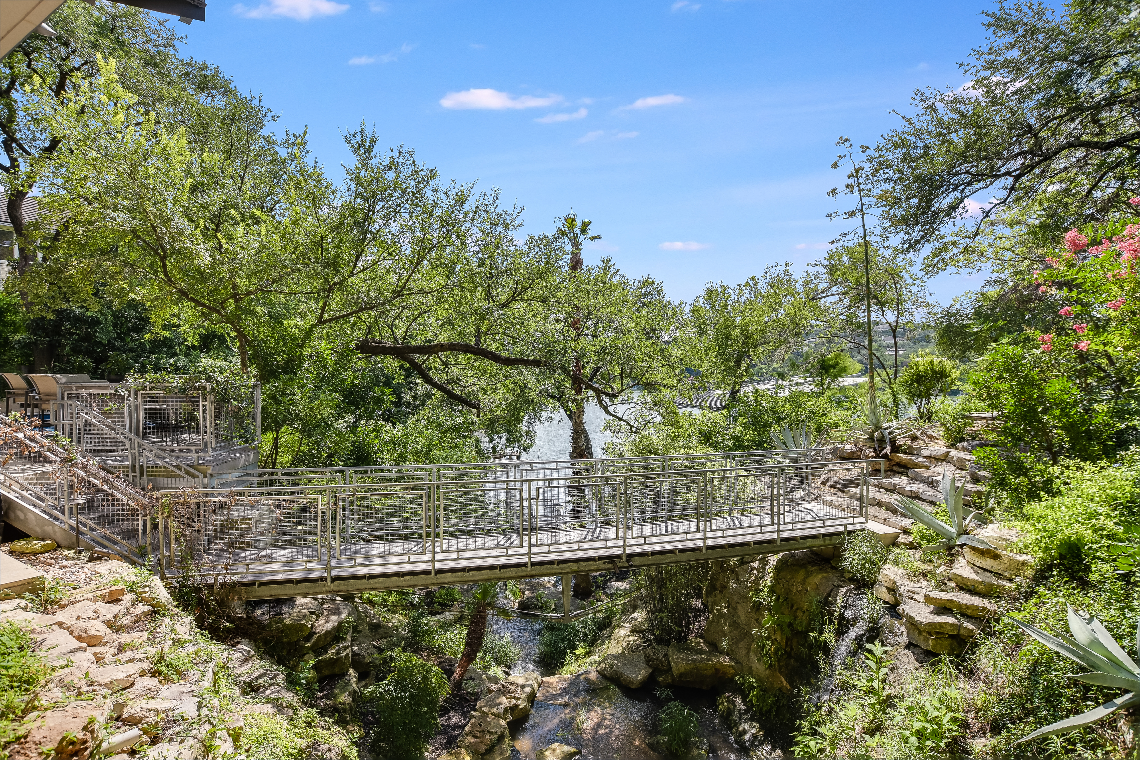 Above Austin Waterfalls on Lake Austin | Photo 10