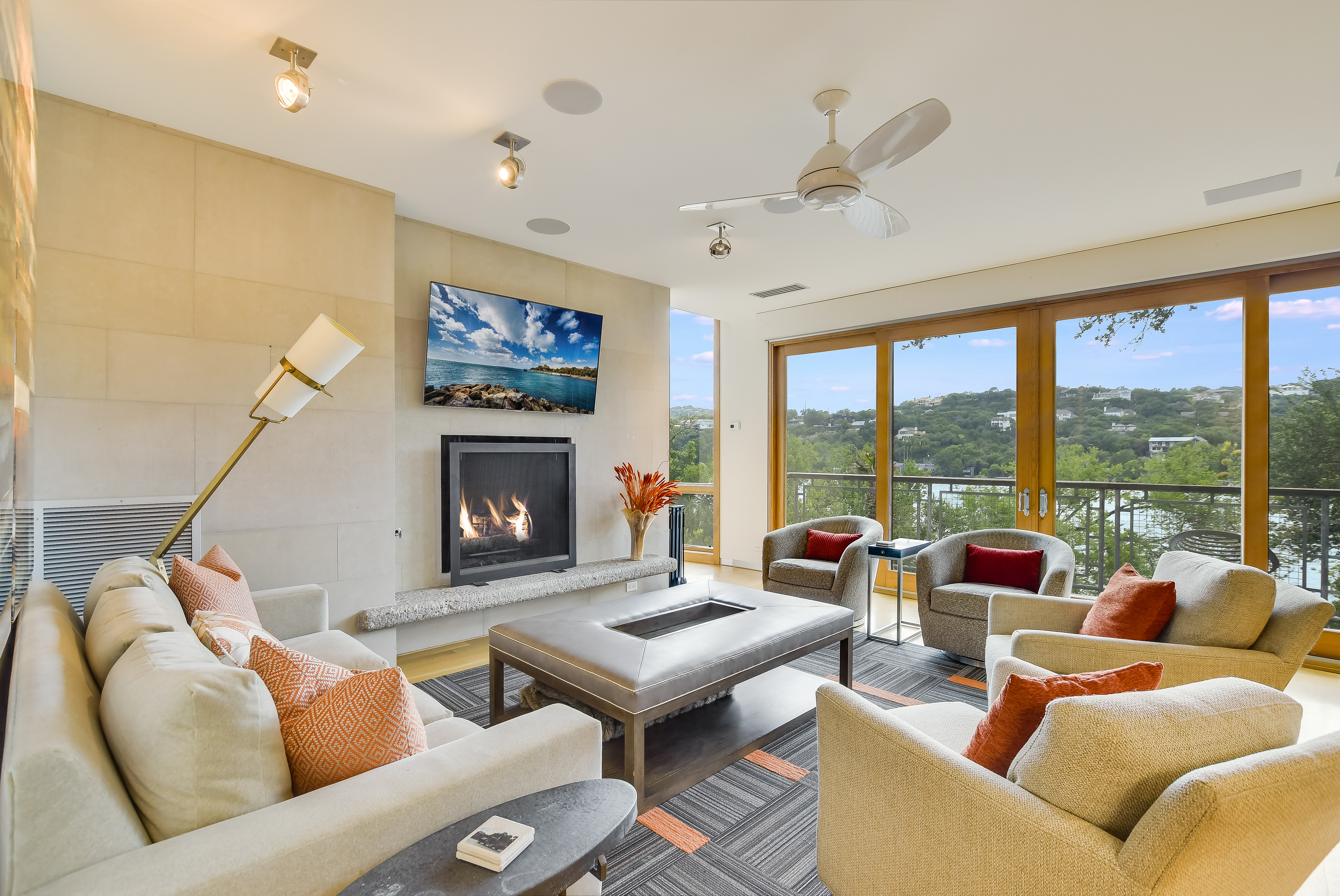 Above Austin Waterfalls on Lake Austin | Photo 32