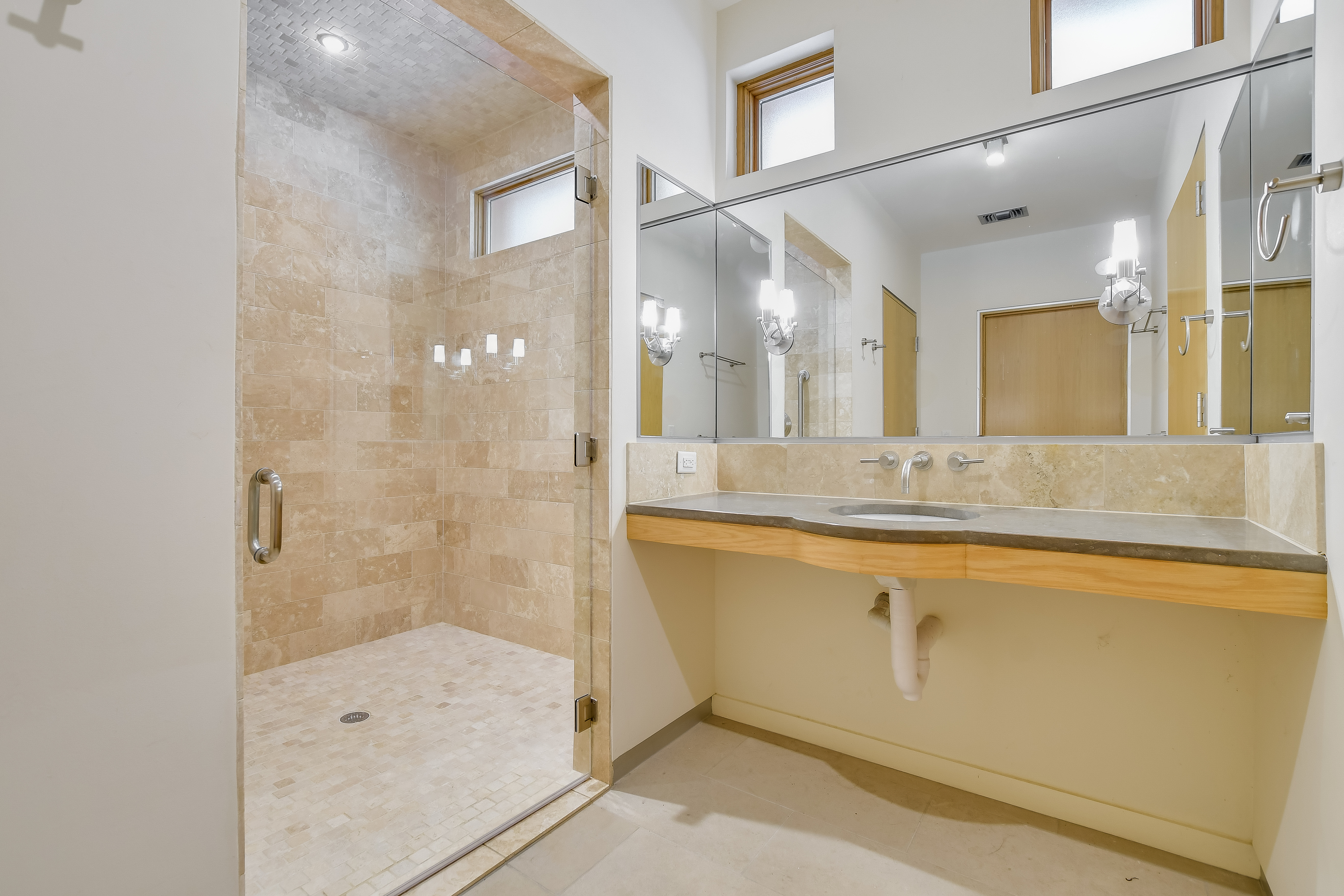 Above Austin Waterfalls on Lake Austin | Photo 58