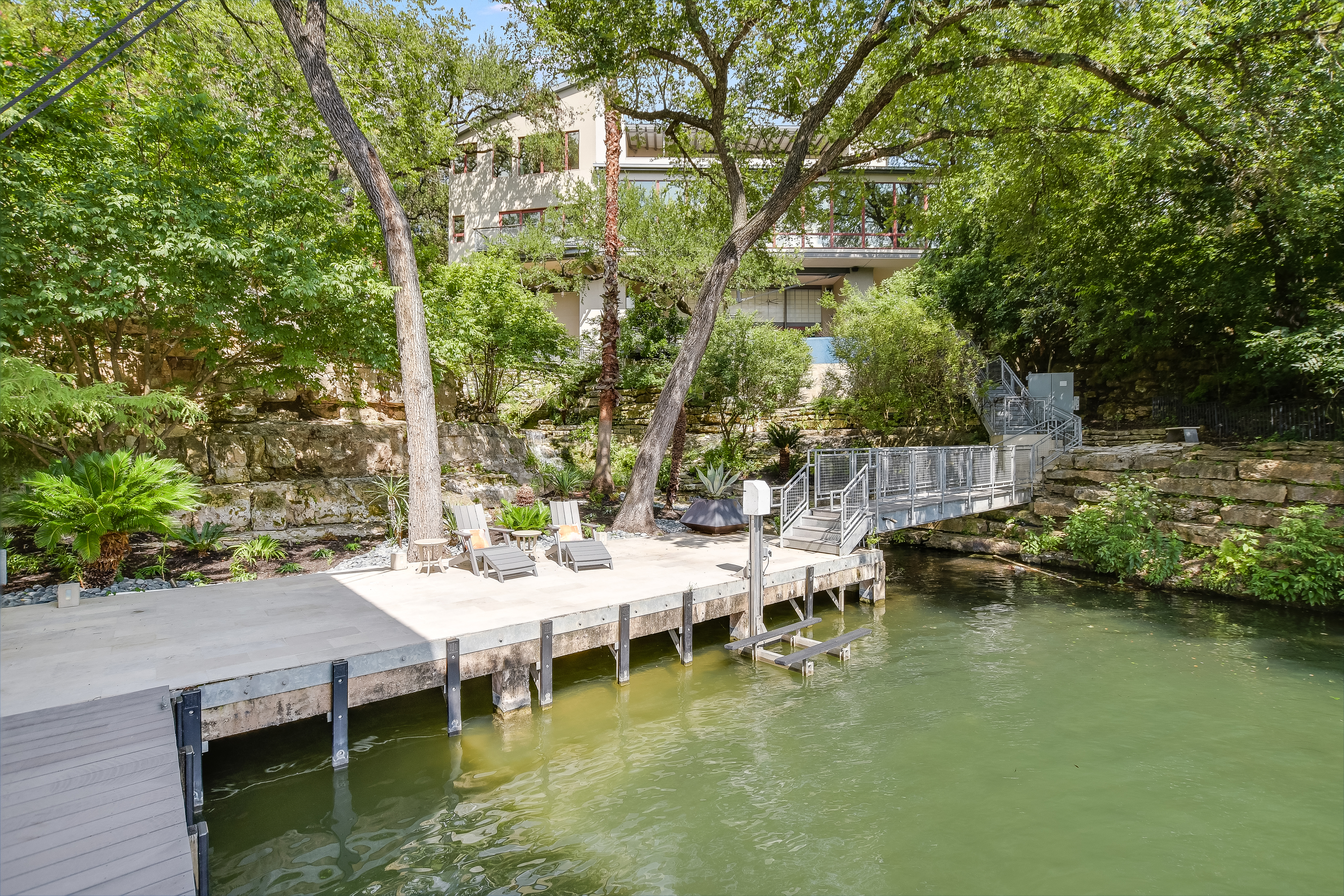 Above Austin Waterfalls on Lake Austin | Photo 15