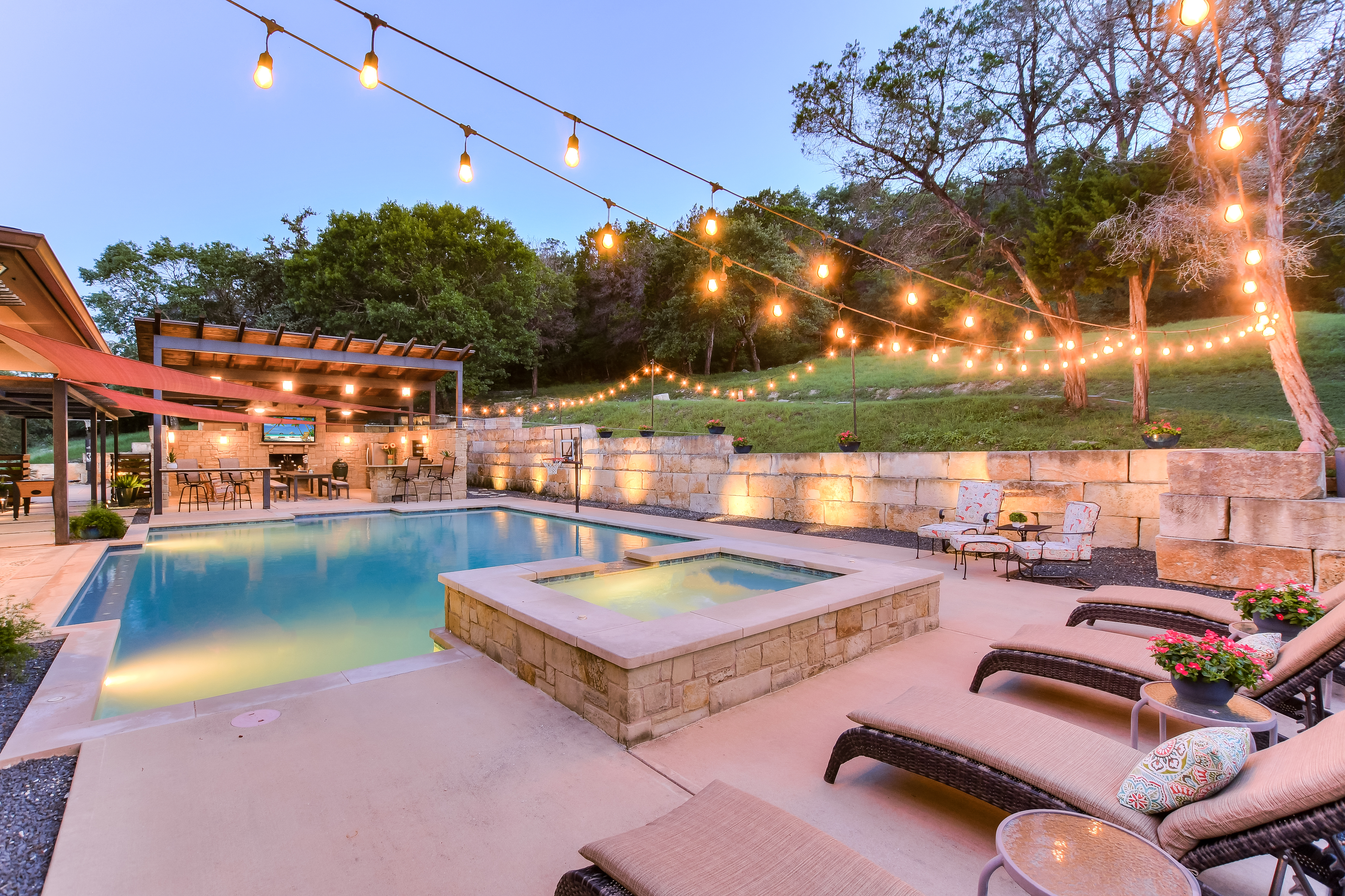 Above Austin Hillside Oasis | Photo 15