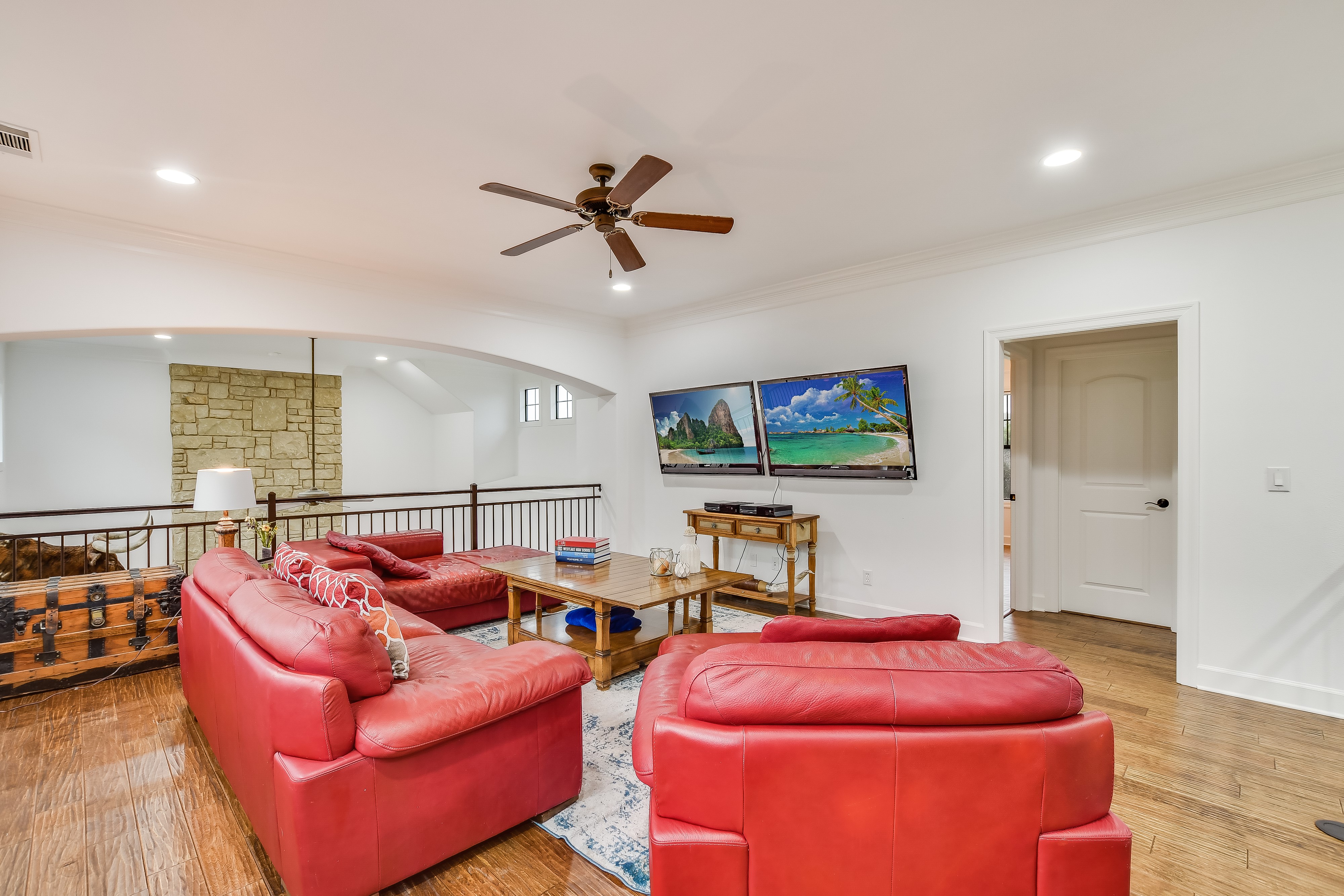 Above Austin Hillside Oasis | Photo 40