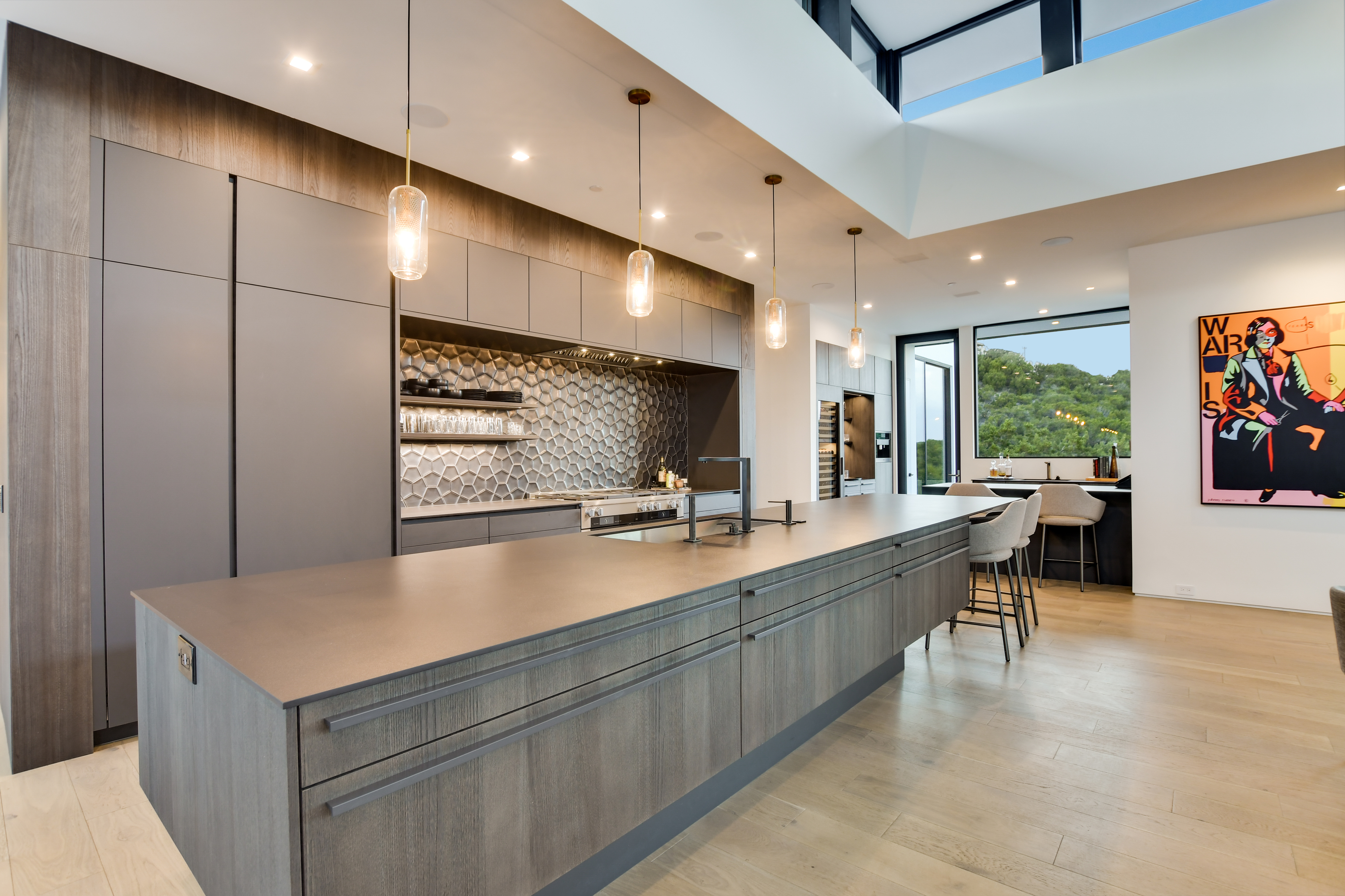 Above Austin Accolade | Photo 14