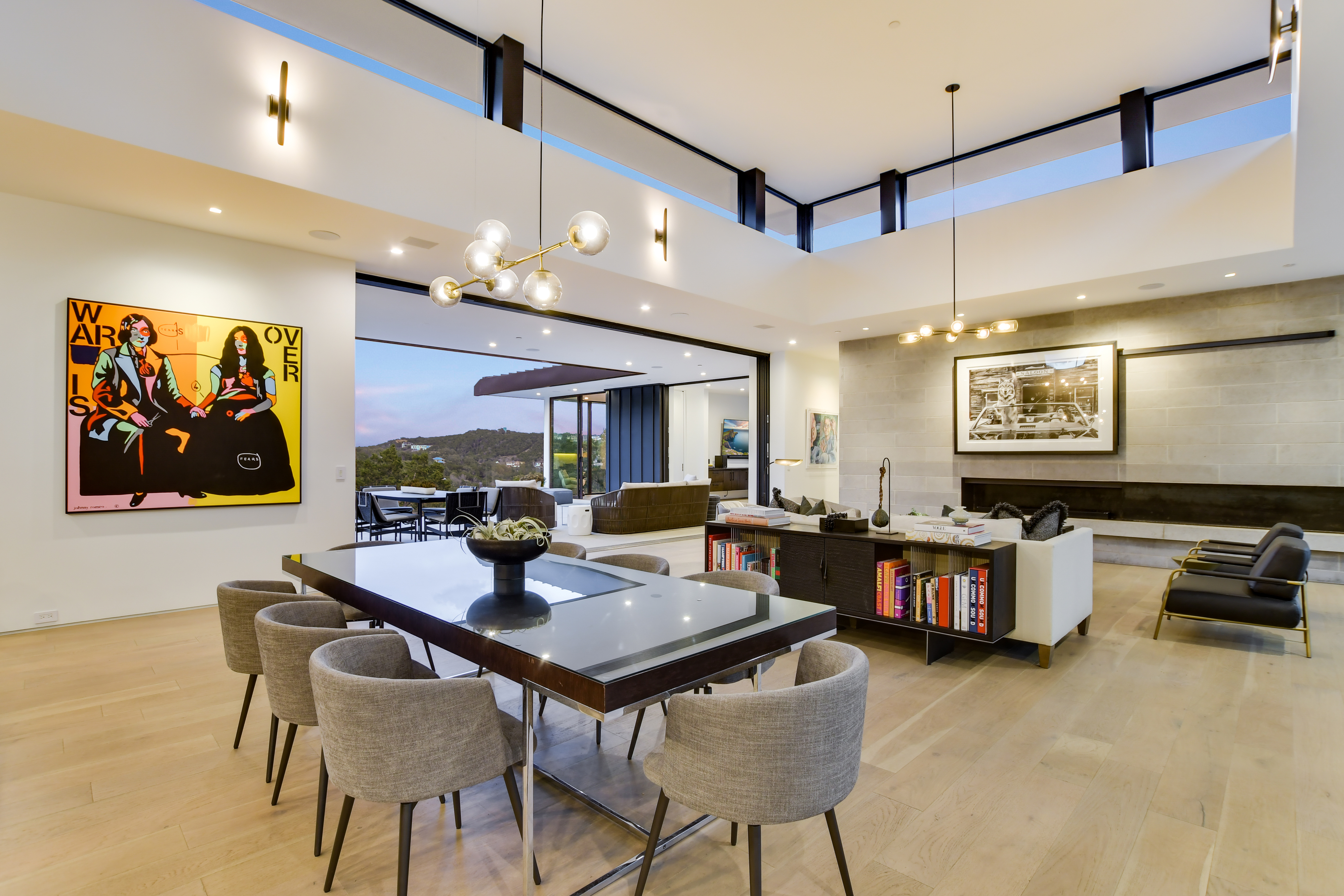 Above Austin Accolade | Photo 18