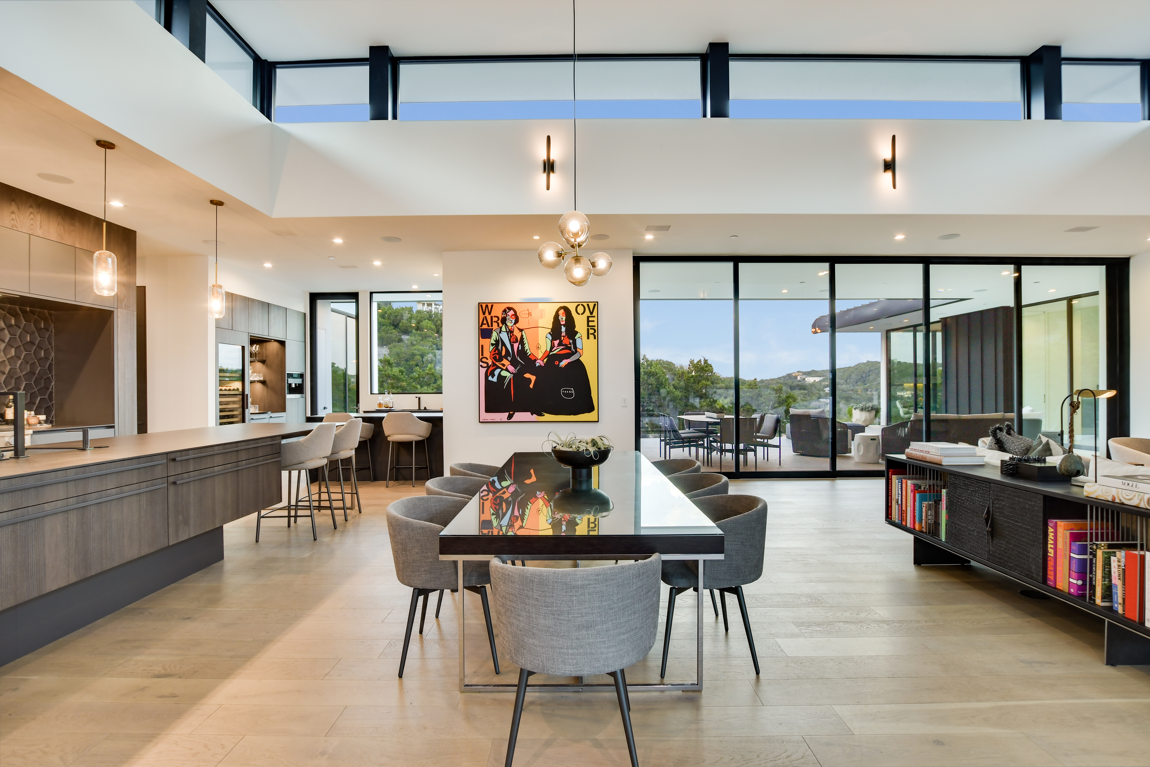 Above Austin Accolade | Photo 17