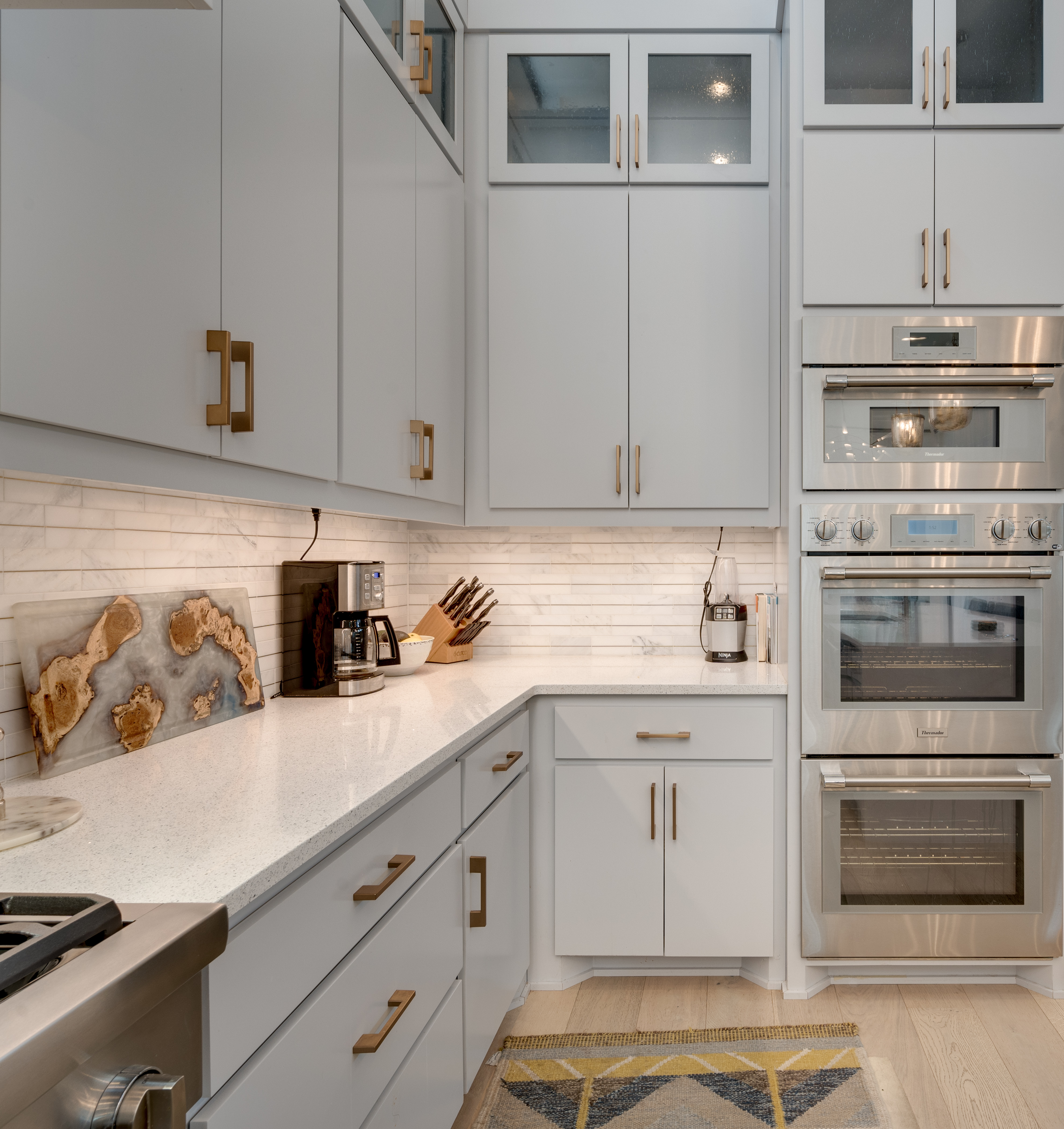 Above Austin Bella | Photo 21