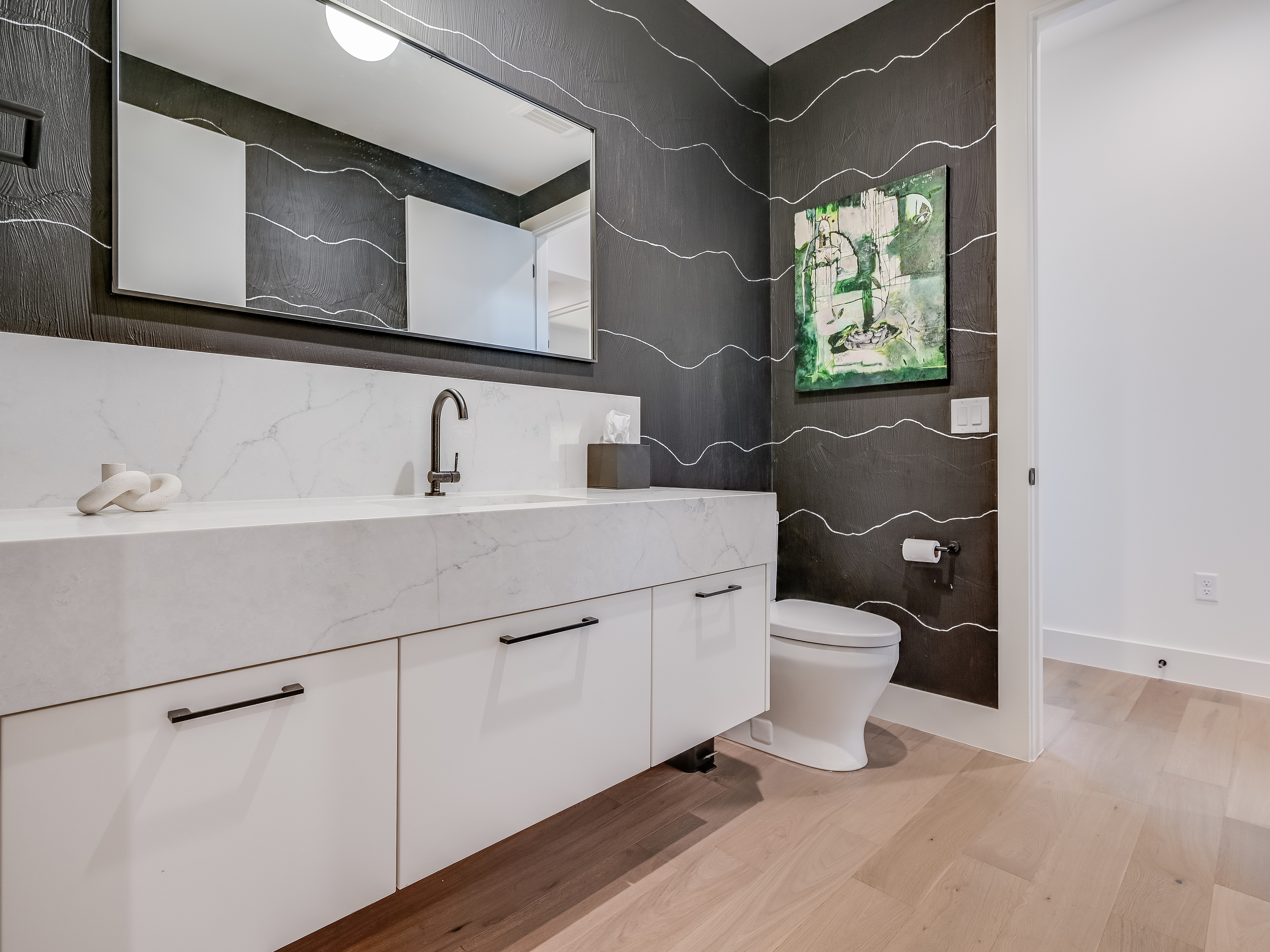 Above Austin Platinum | Photo 40