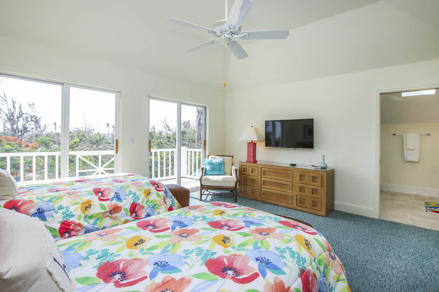 Surfcomber | Photo 22