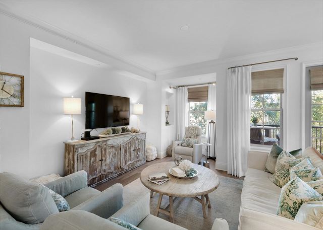 Town Center!! Urban Flair Meets Coastal Chic!! Minutes to Beach