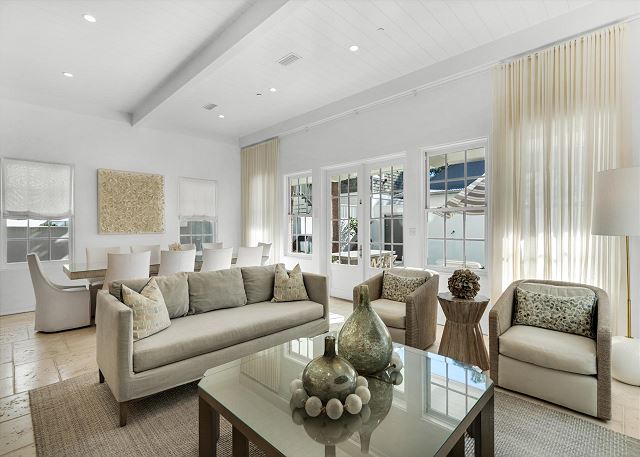 Stunning Home-Private Pool and Beach Access 4 bikes