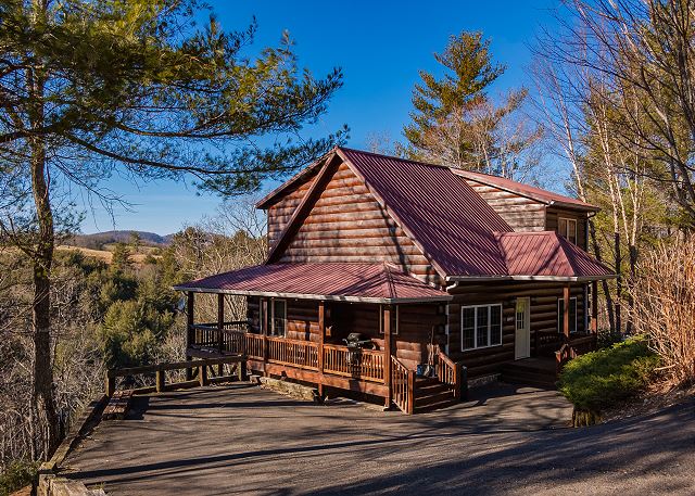 Lazy Dog Log Cabin Rental in Jefferson | Jefferson, NC ...