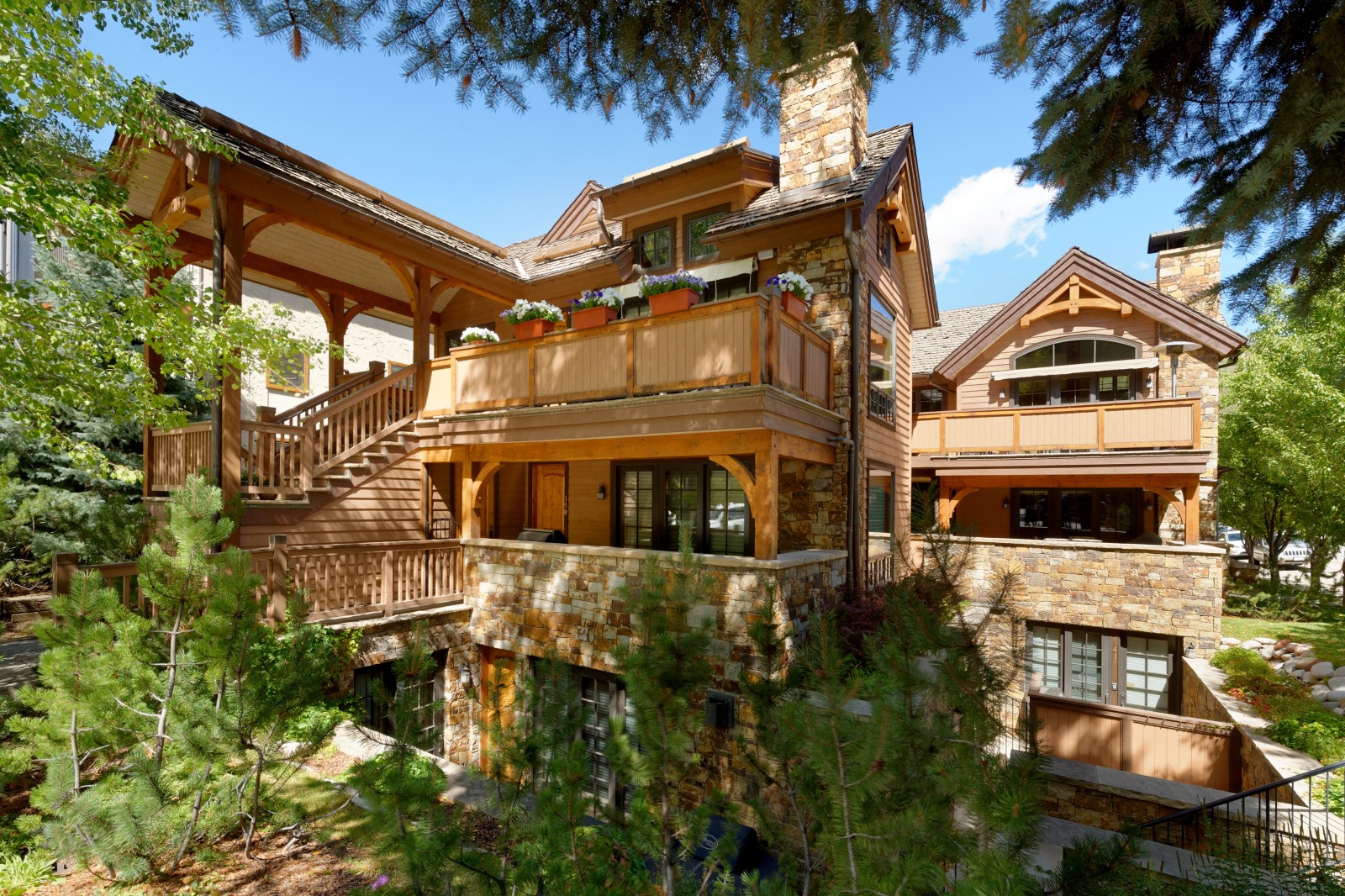 Sophisticated Mountain Living at the Pines Lodge | Aspen's Finest