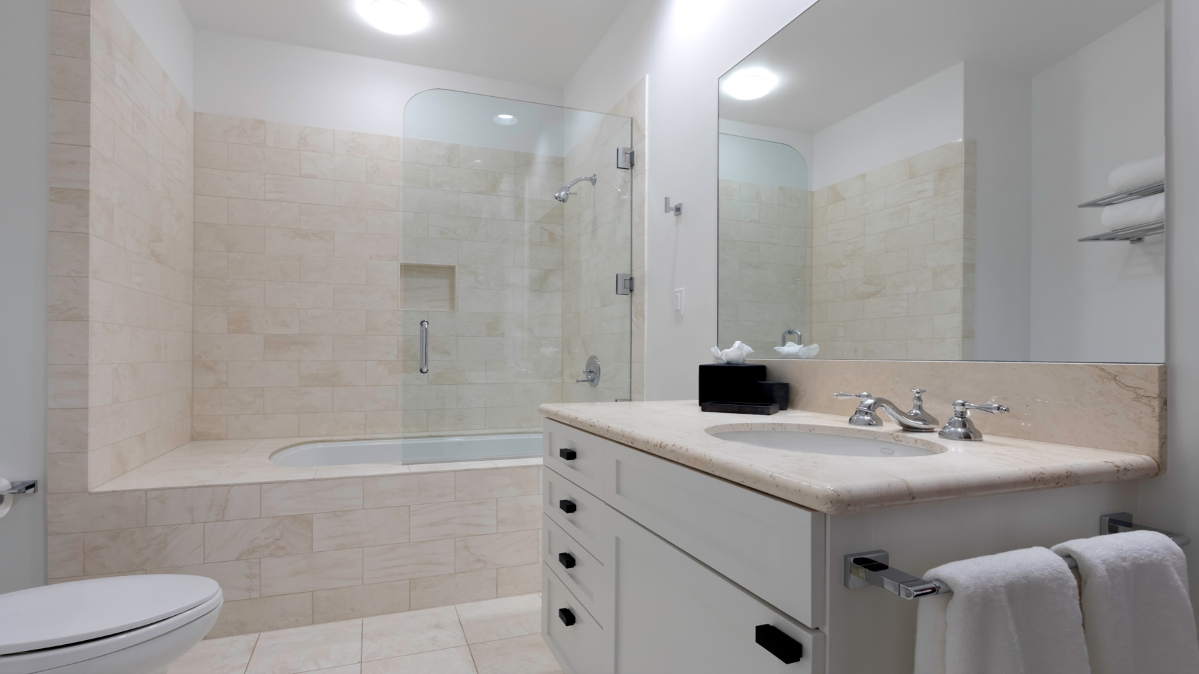 Guest Bed 4 Bath