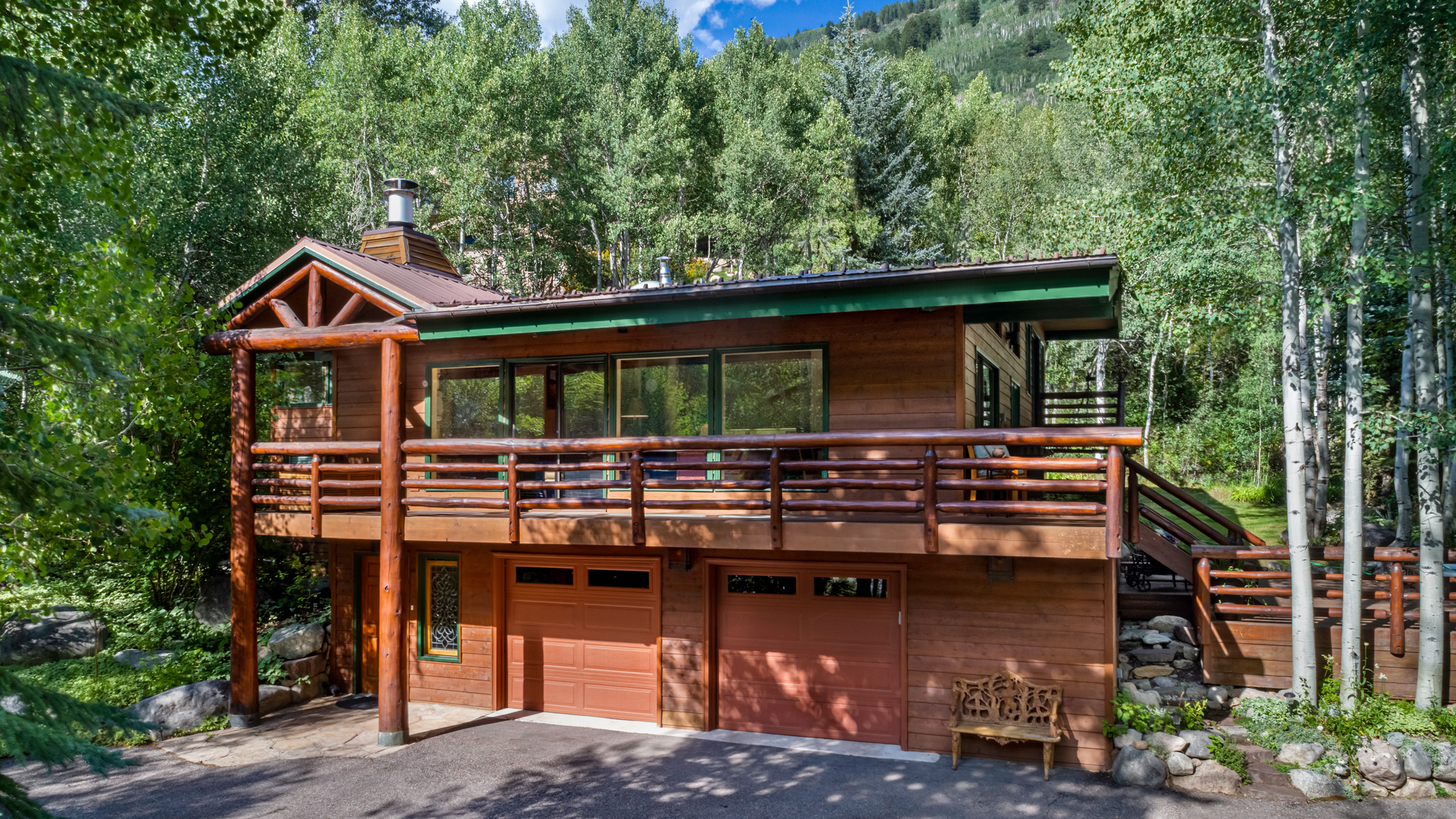 A Comfortable and Cozy Home Right Outside Aspen