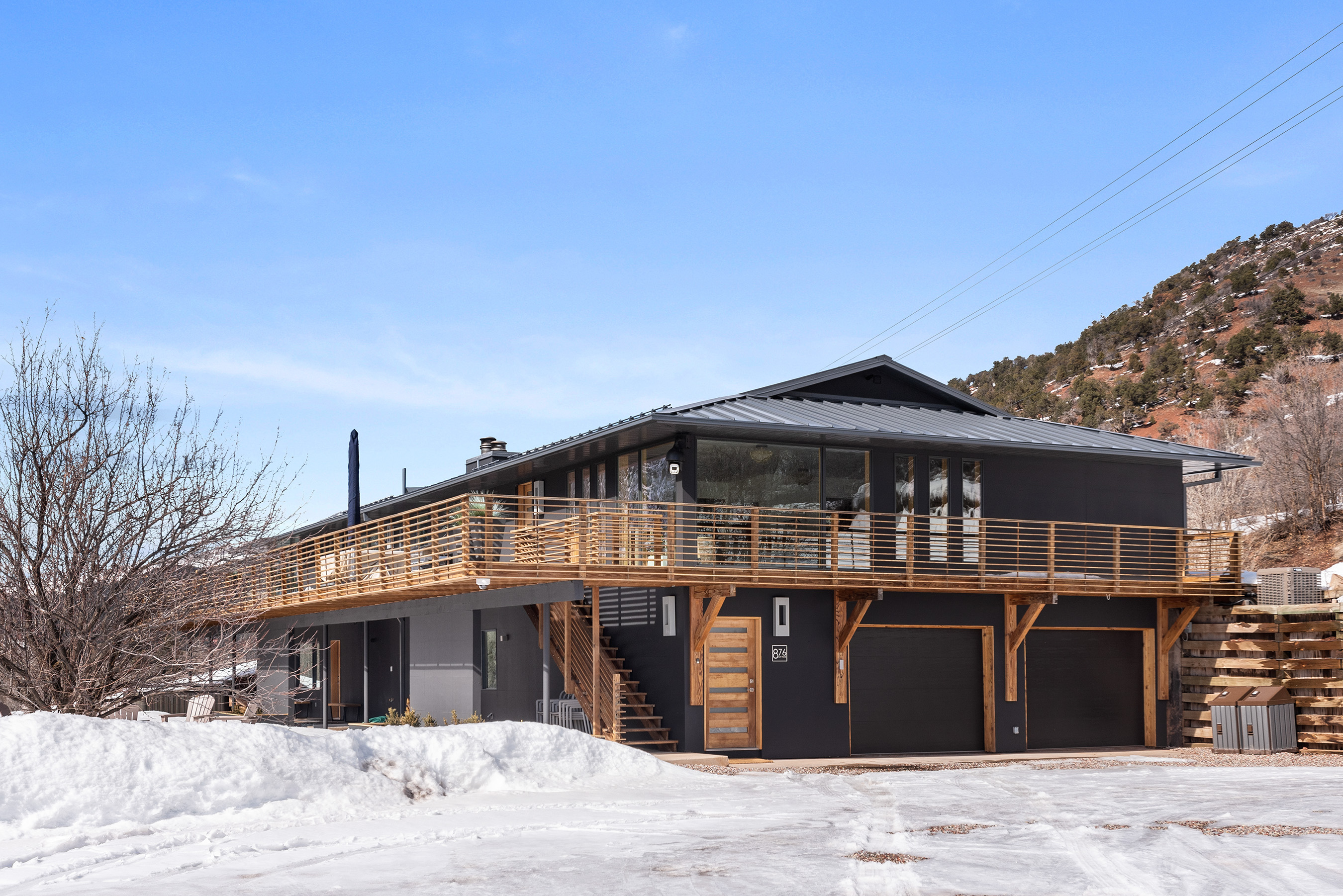 Views, Privacy & Modern Décor in Old Snowmass!
