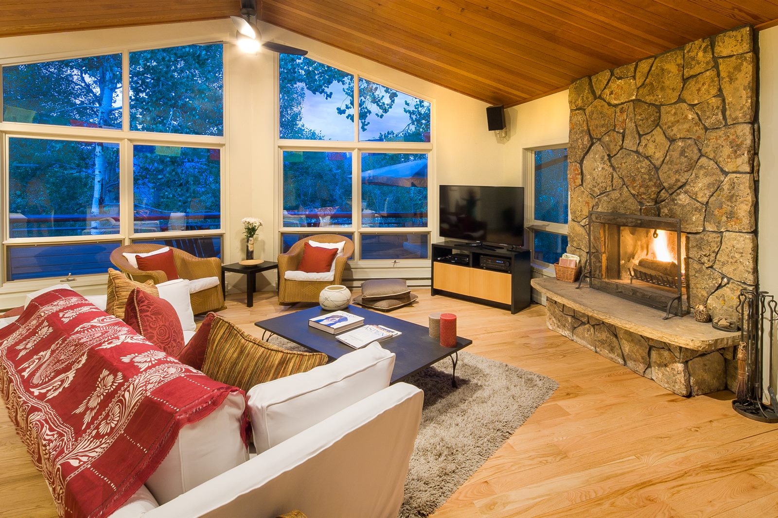 Living Room with Fireplace and couches. 