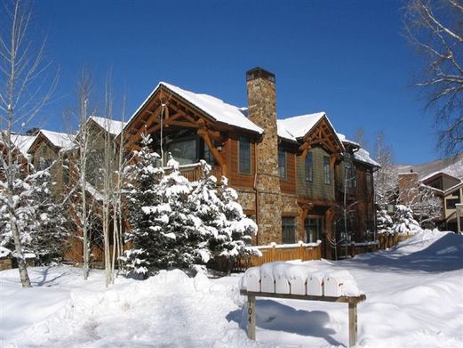 Fireside Townhome, Over 6,000 Feet of Luxury