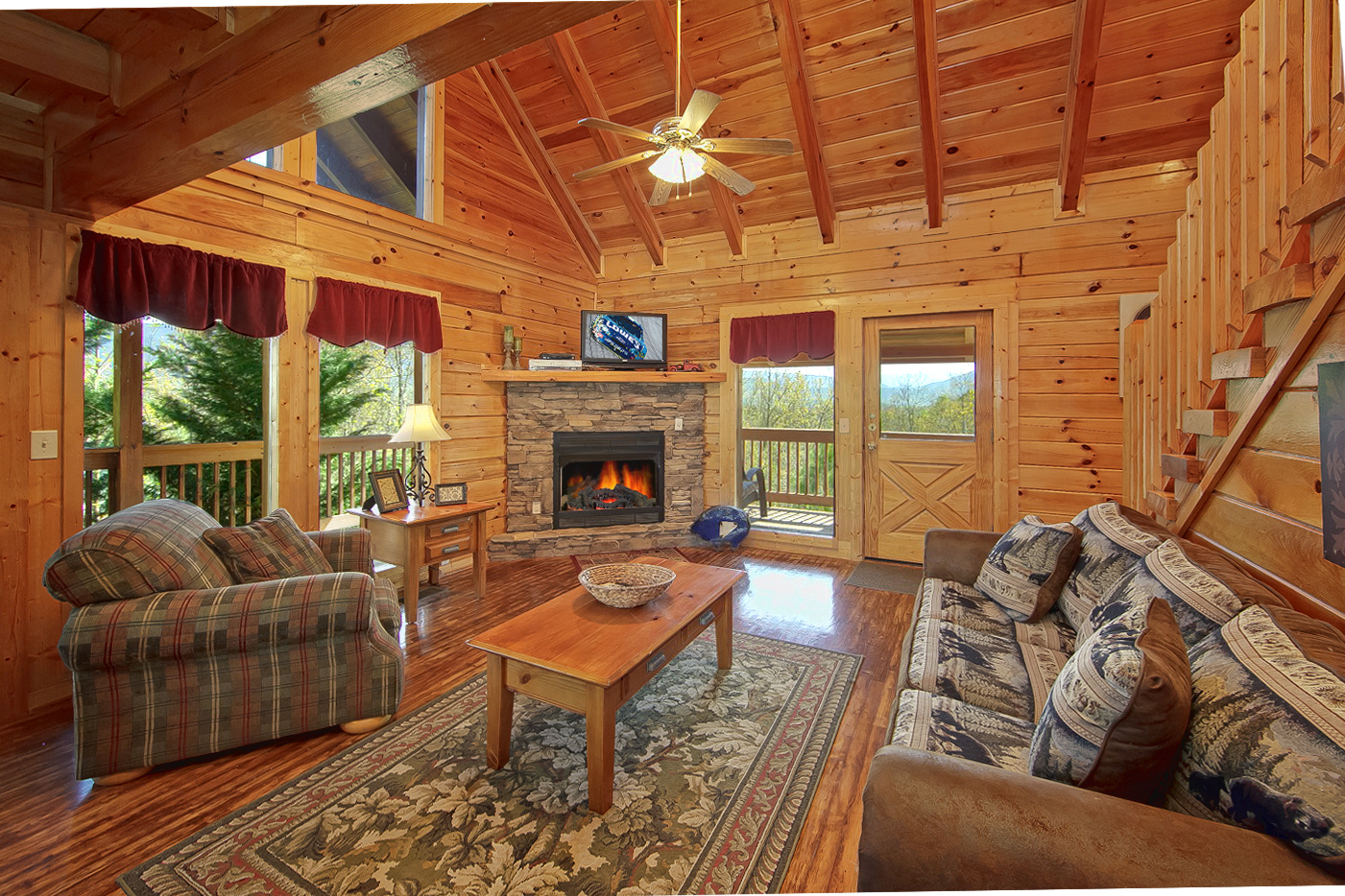 Sevierville Cabin Rental - Heavenly Hideaway #256 - 2 Bedroom