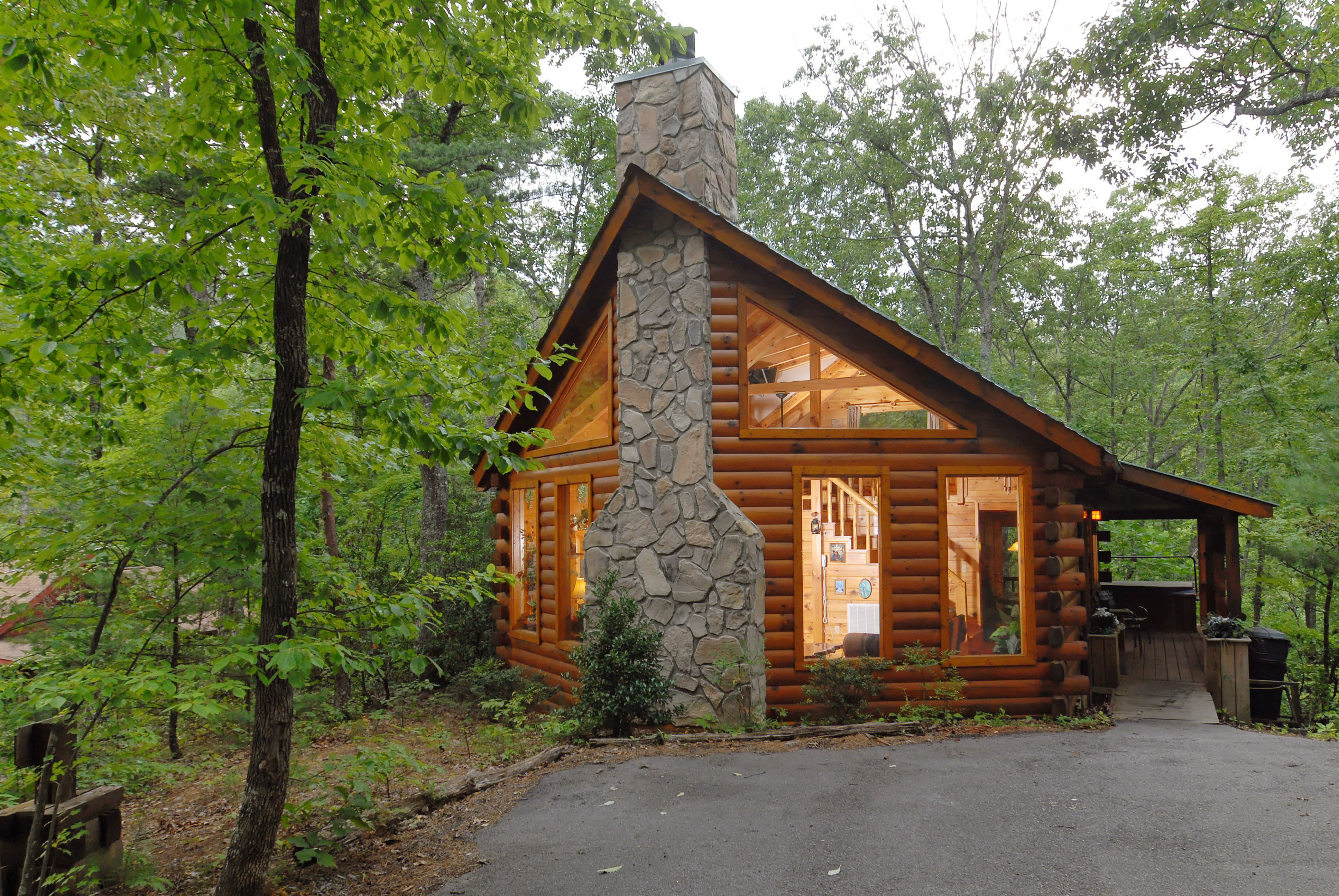 SEVIERVILLE Cabin Rental - AFTERNOON DELIGHT #2332 - 1 Bedroom