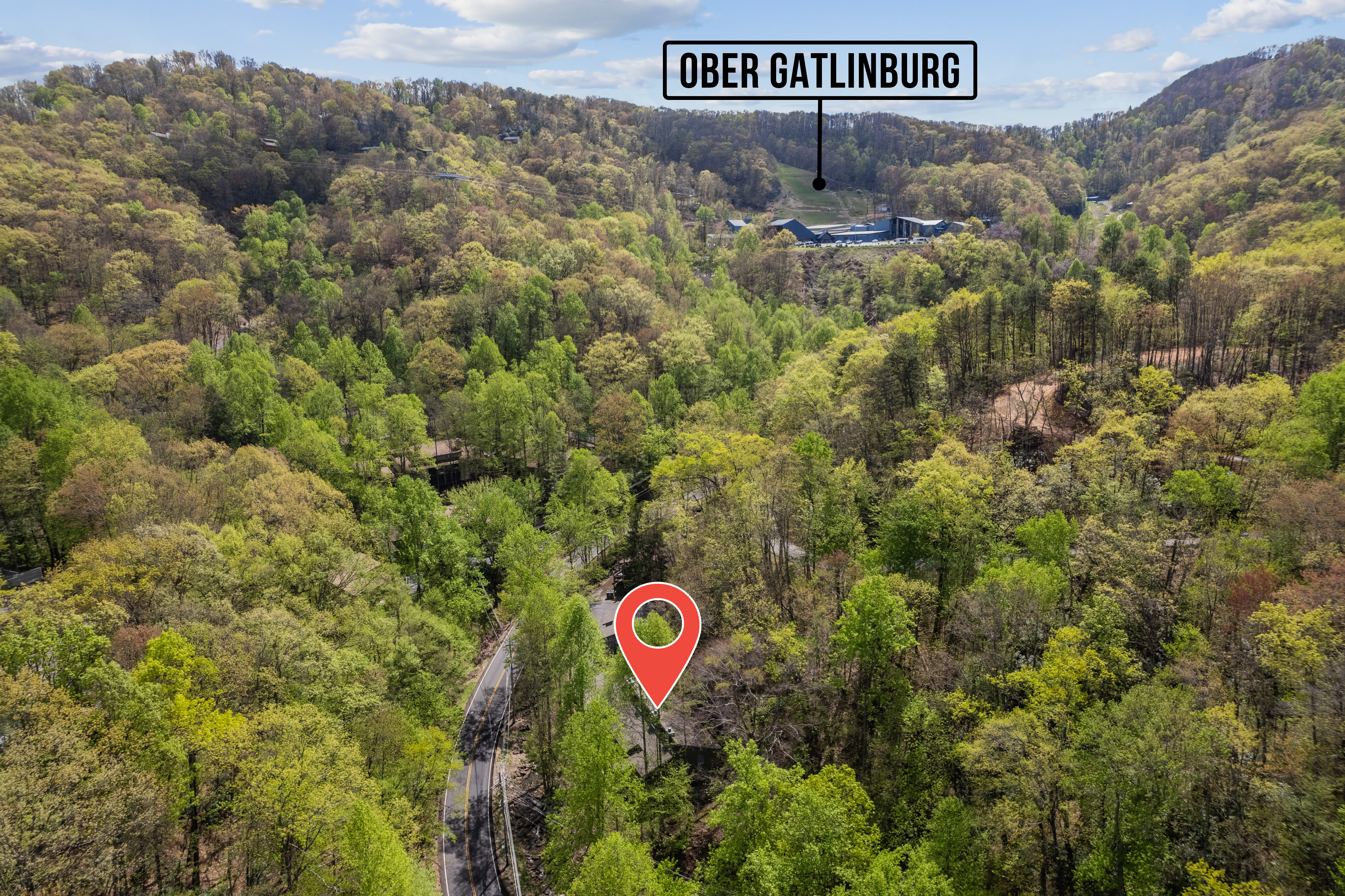 A Gatlinburg Getaway #1228 Mountain Comfort - Townhome with Hot Tub & Resort Perks!