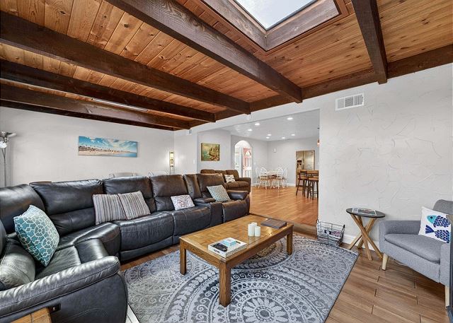 1708 Delaware Ave