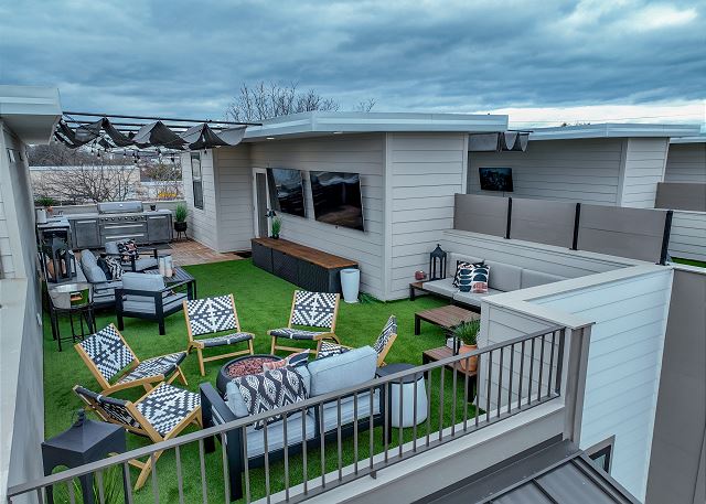 Million Dollar Rooftop