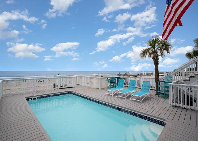 Salty Breeze: Oceanfront w/ Private Pool, Hot Tub & Firepit 