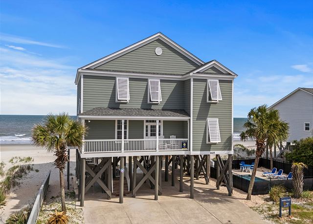 Southern Charm: Oceanfront & Private Pool