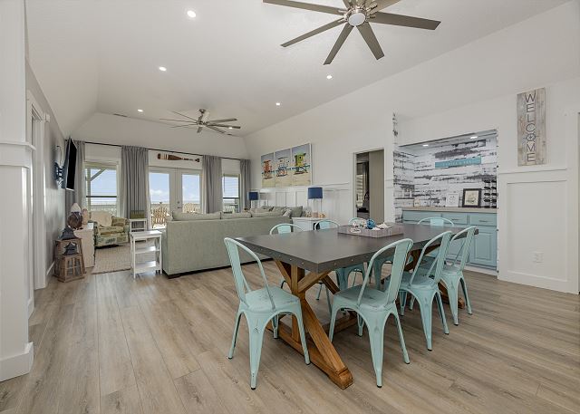Spring Tide: Oceanfront Retreat with Pool & Panoramic Views, Pet Friendly!