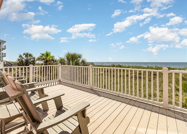 Sandy Toes: Luxurious Oceanfront Oasis w/ Brand New Pool & Spa, Pet Friendly!