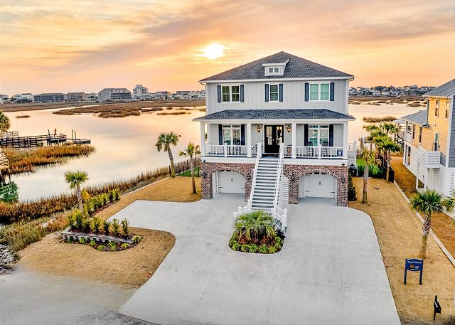 Tyson’s Corner: Luxe Marsh Retreat with Pool & Game Room