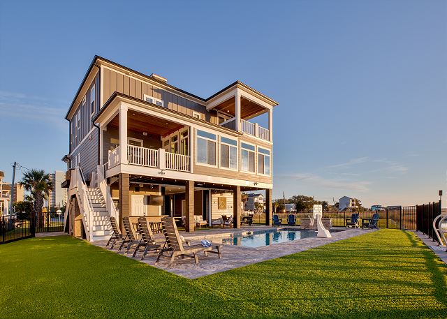 Touch Of Gray: Private Pool, Walk to Beach | Murrells Inlet