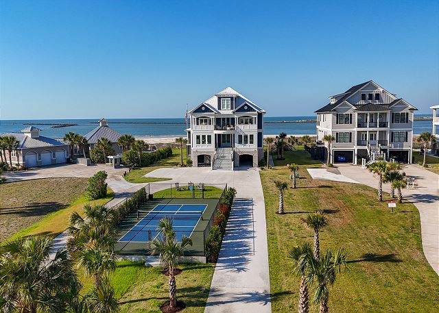 Freedom  Point: Oceanfront Luxury w/Pool, Game Room, Sauna & Cold Plung