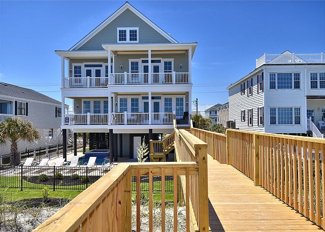 Carolina Palms: Oceanfront & Pool