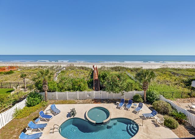 Footprints IN The Sand: Oceanfront & Pool