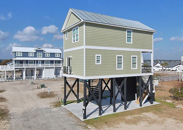 Gone Coastal: Short Walk to Beach & Shared Pool