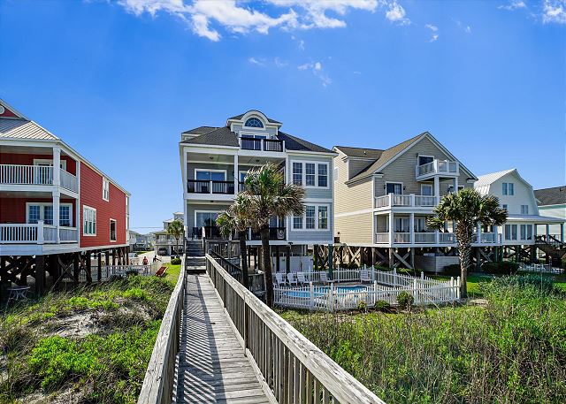 Royal Elite: Oceanfront, Pool & Front-Row Sunrises