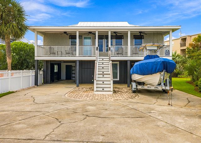 The Beach House: Inlet Front, Pool Steps to the Beach